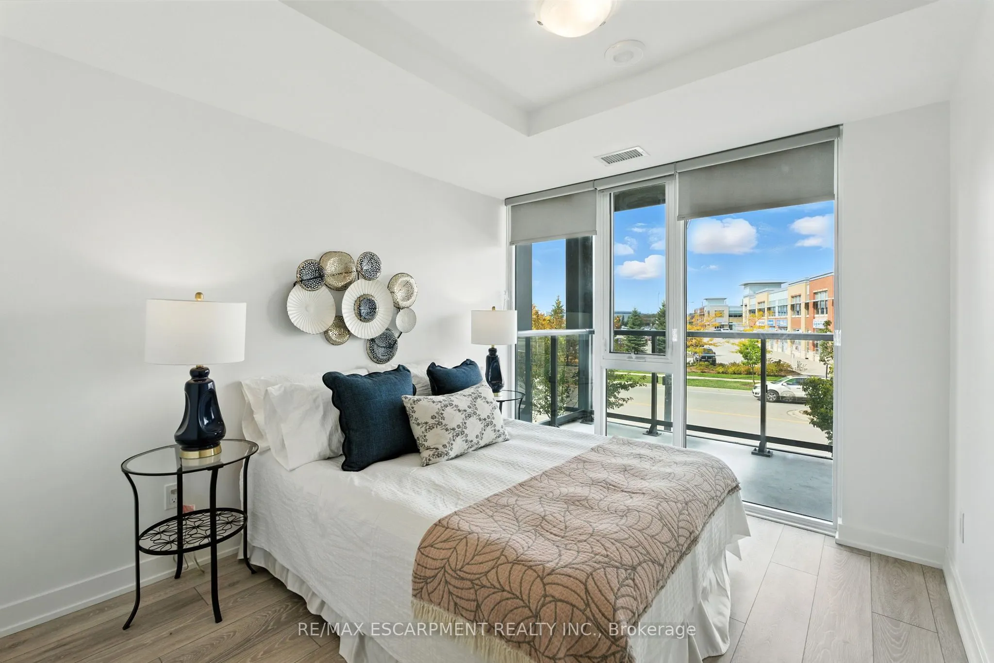 3210 DAKOTA Common, #A220