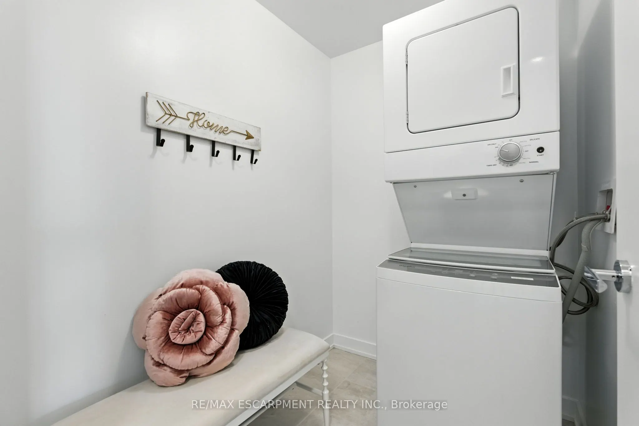 3210 DAKOTA Common, #A220