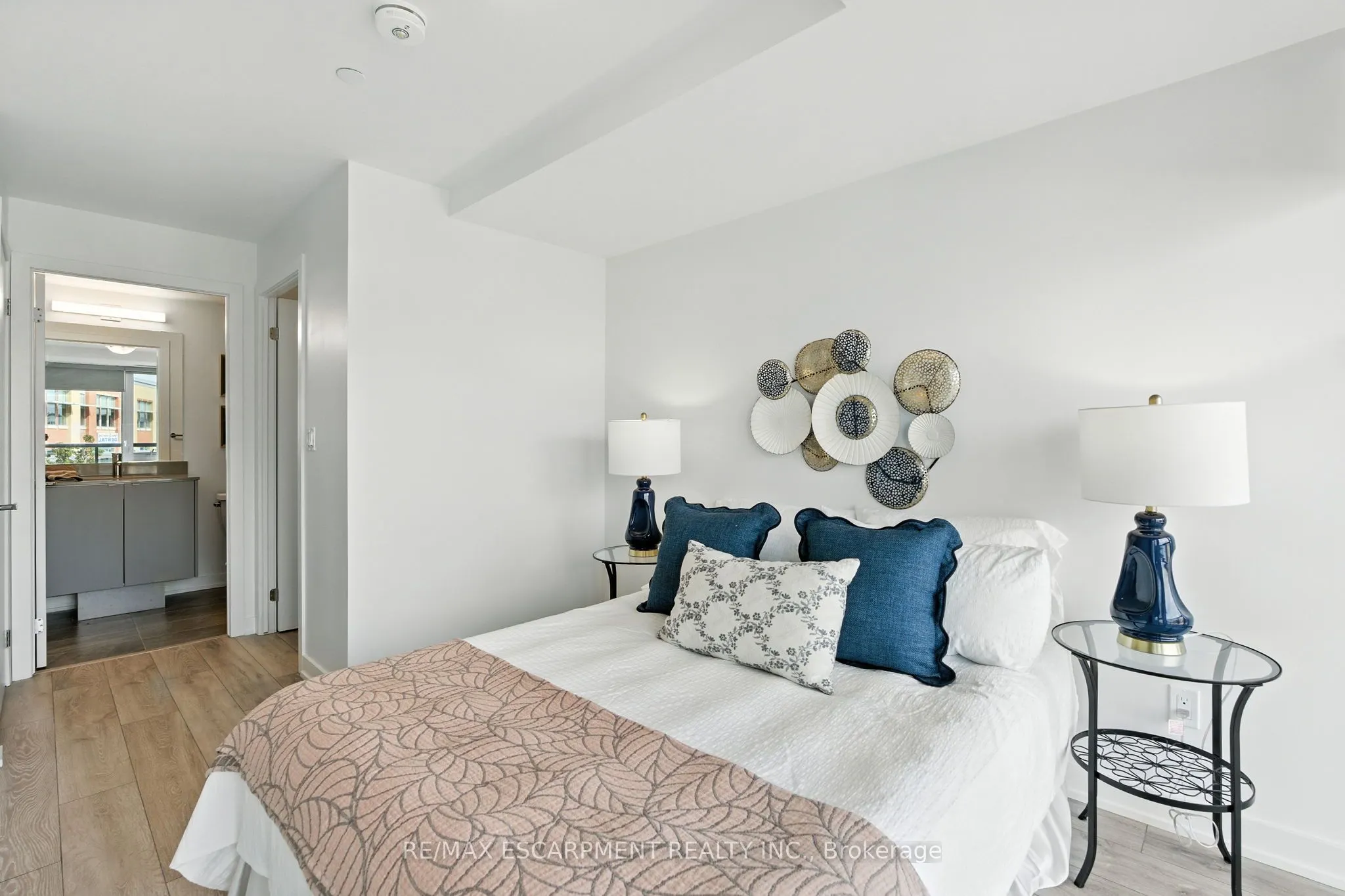 3210 DAKOTA Common, #A220