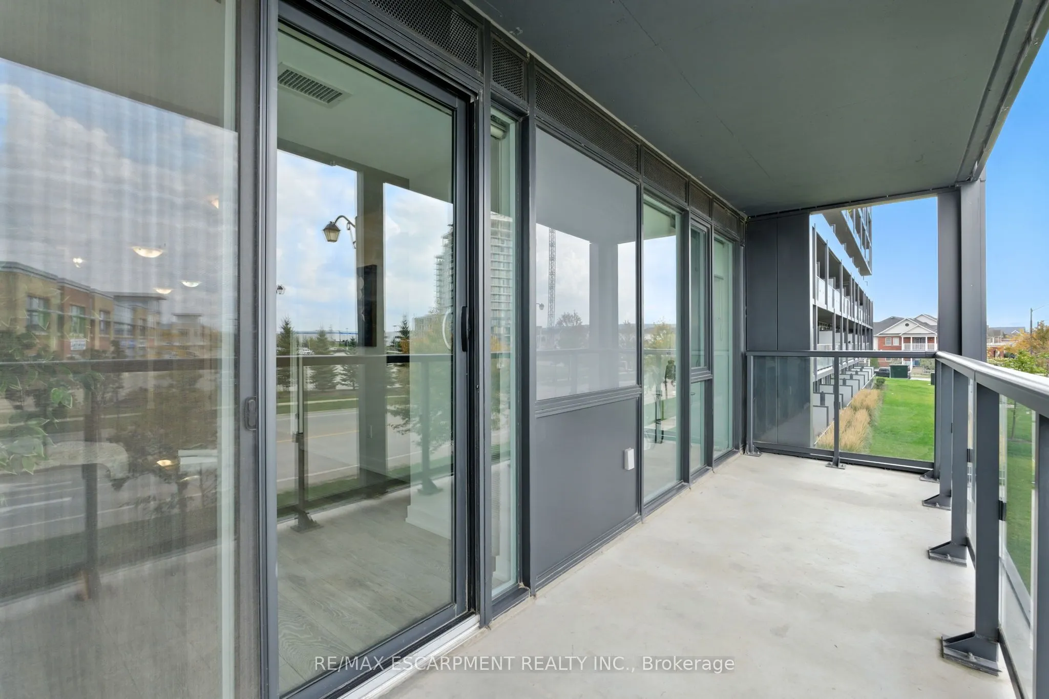 3210 DAKOTA Common, #A220