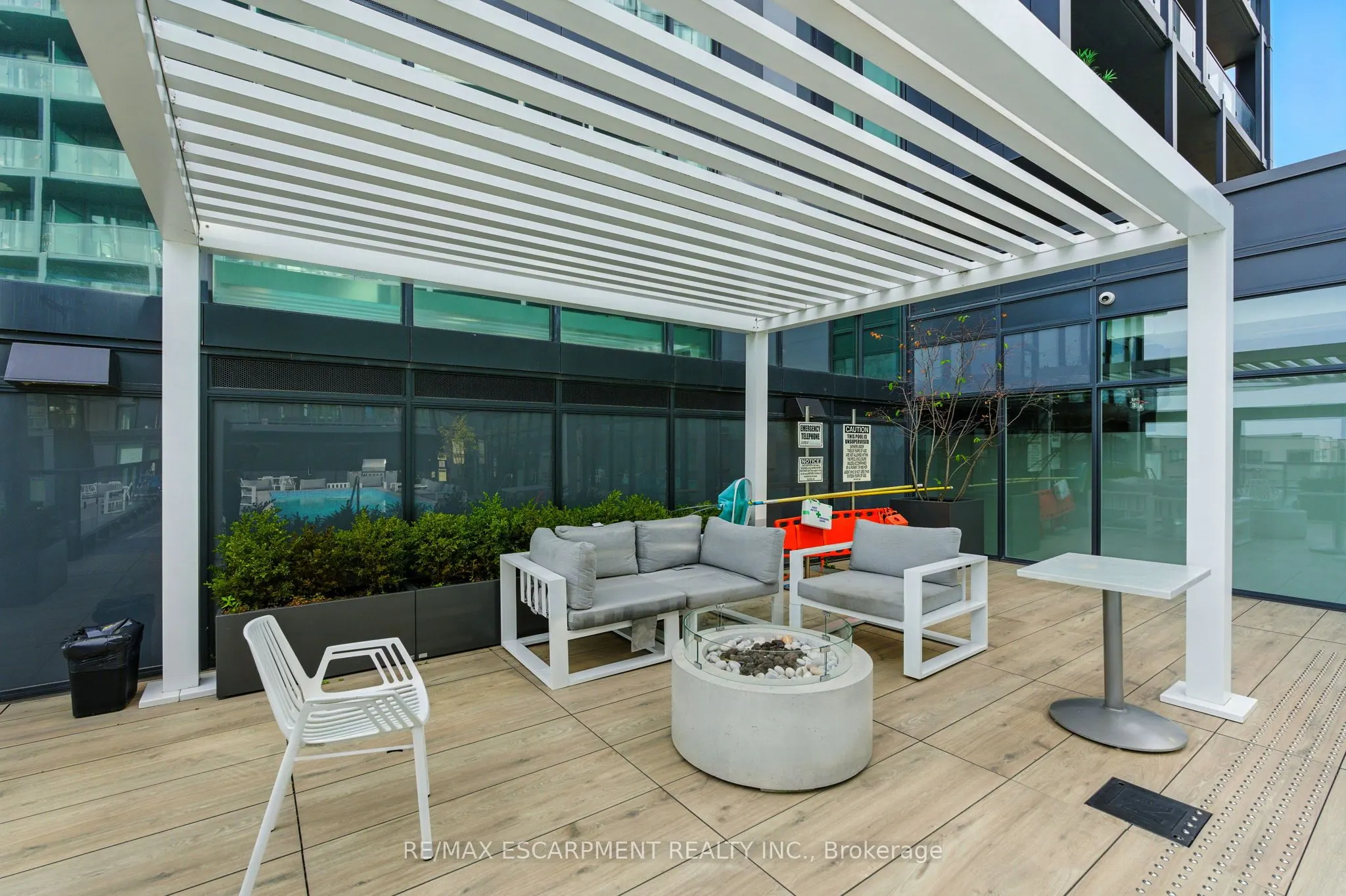 3210 DAKOTA Common, #A220