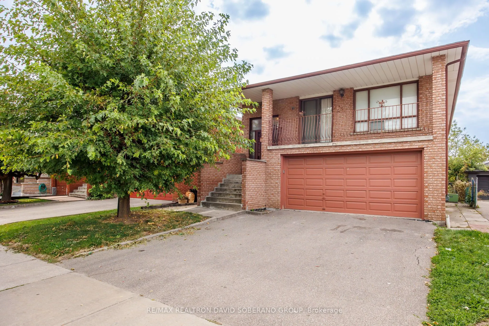 335 Ranee Avenue