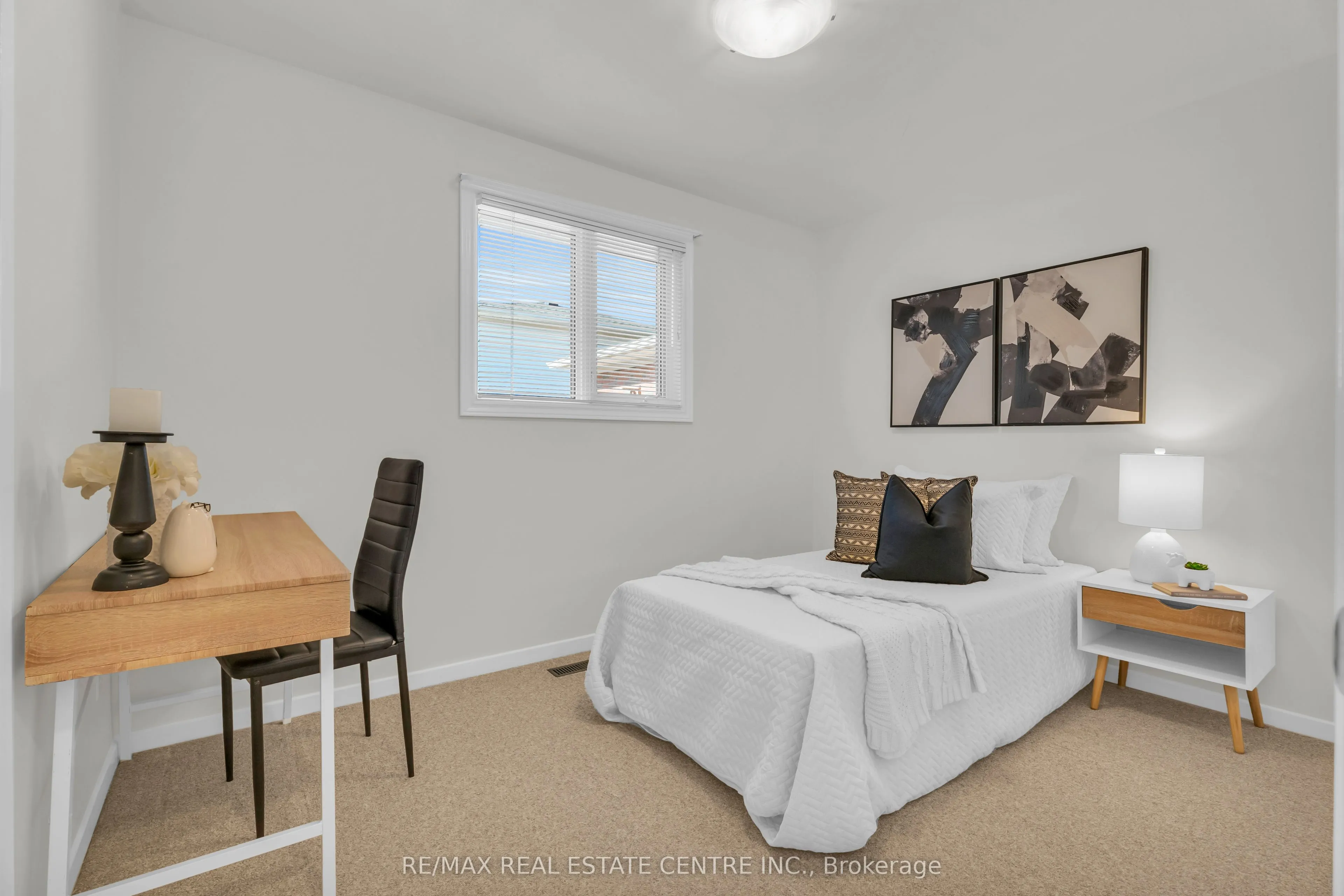 3 Stockman Crescent
