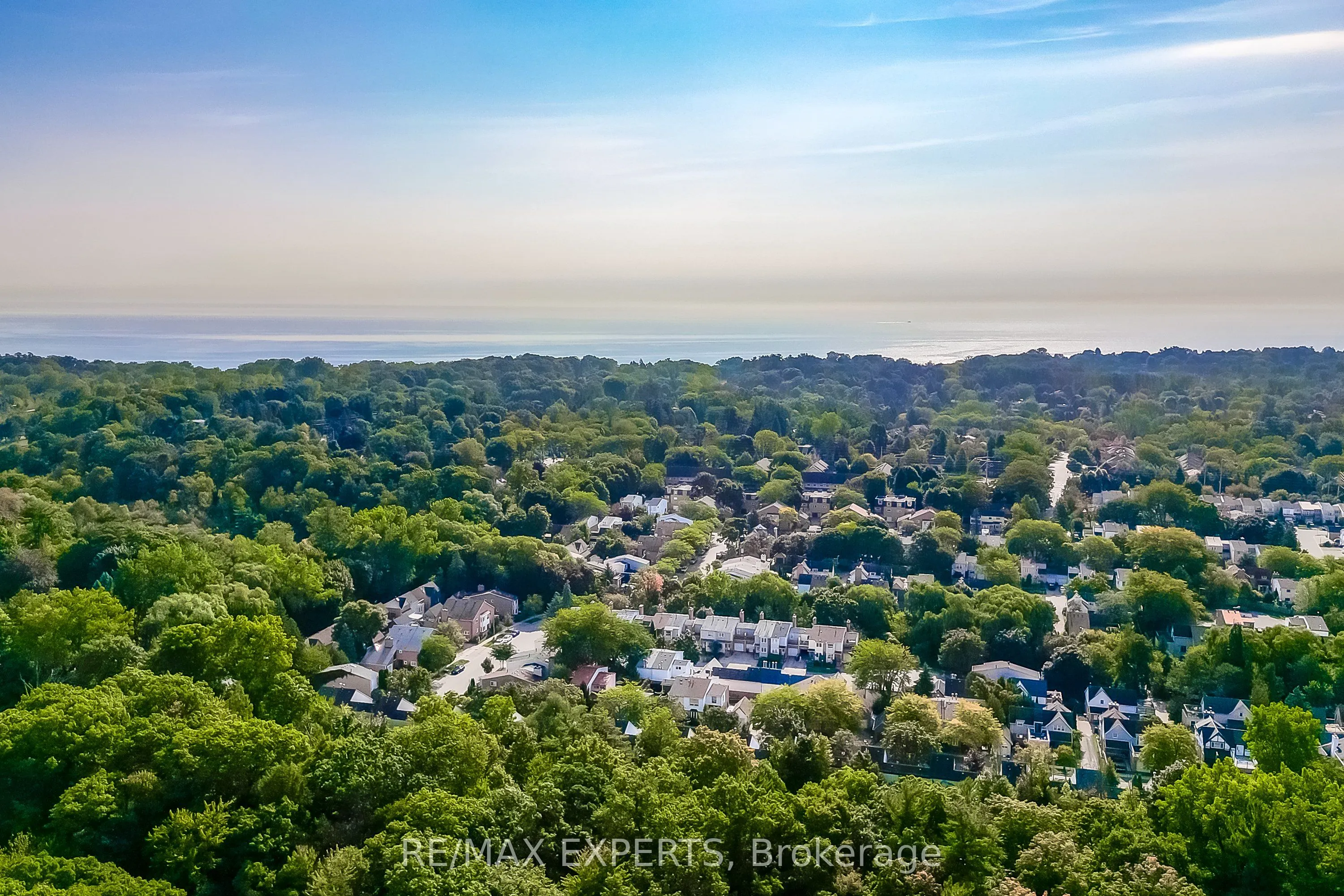 1135 Greenoaks Drive
