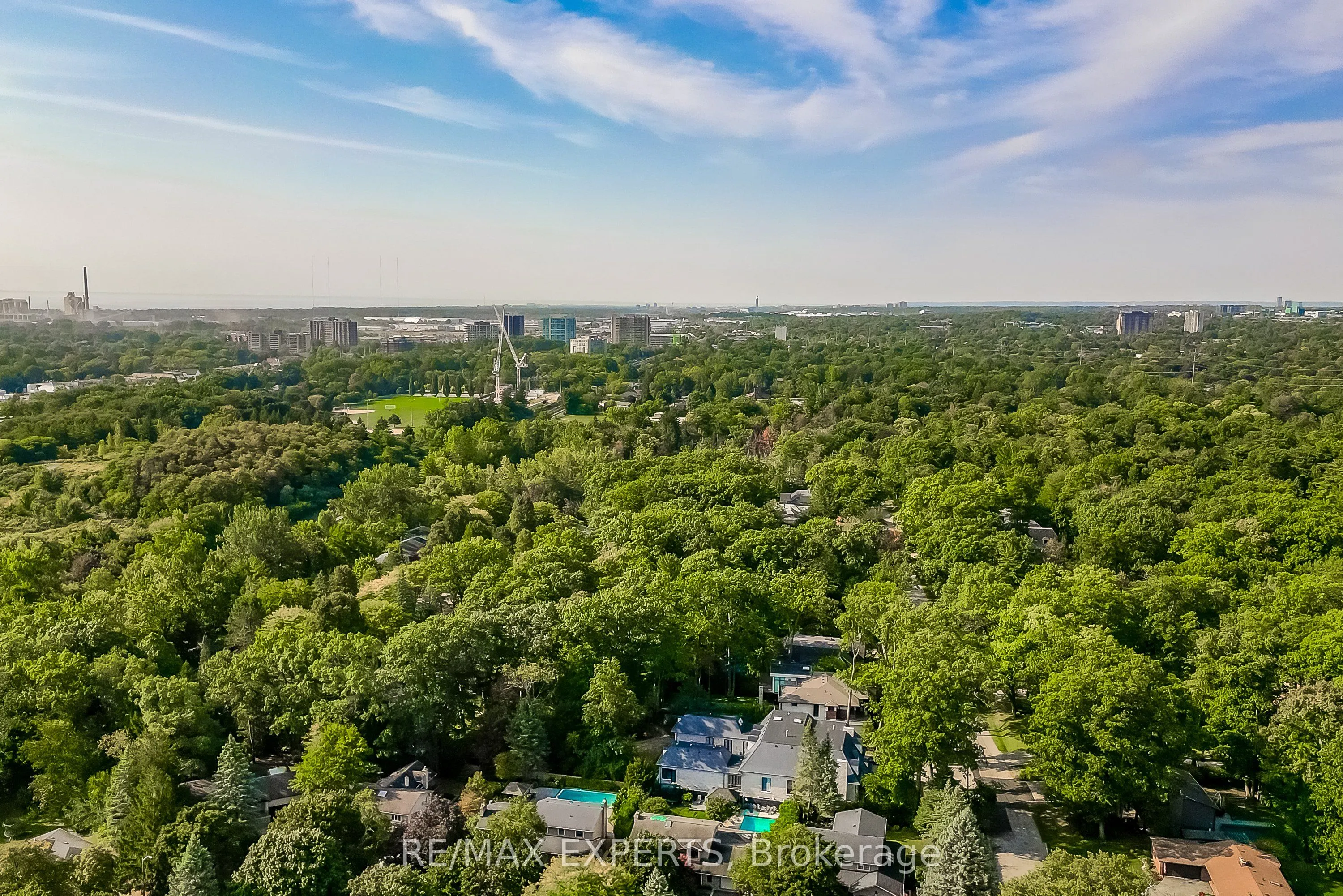 1135 Greenoaks Drive