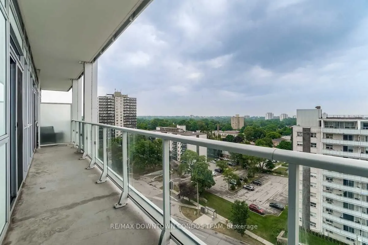 55 Speers Road, #1006