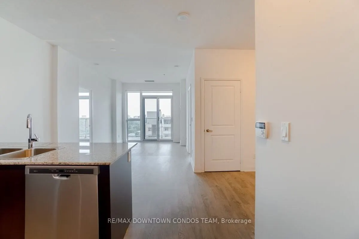 55 Speers Road, #1006