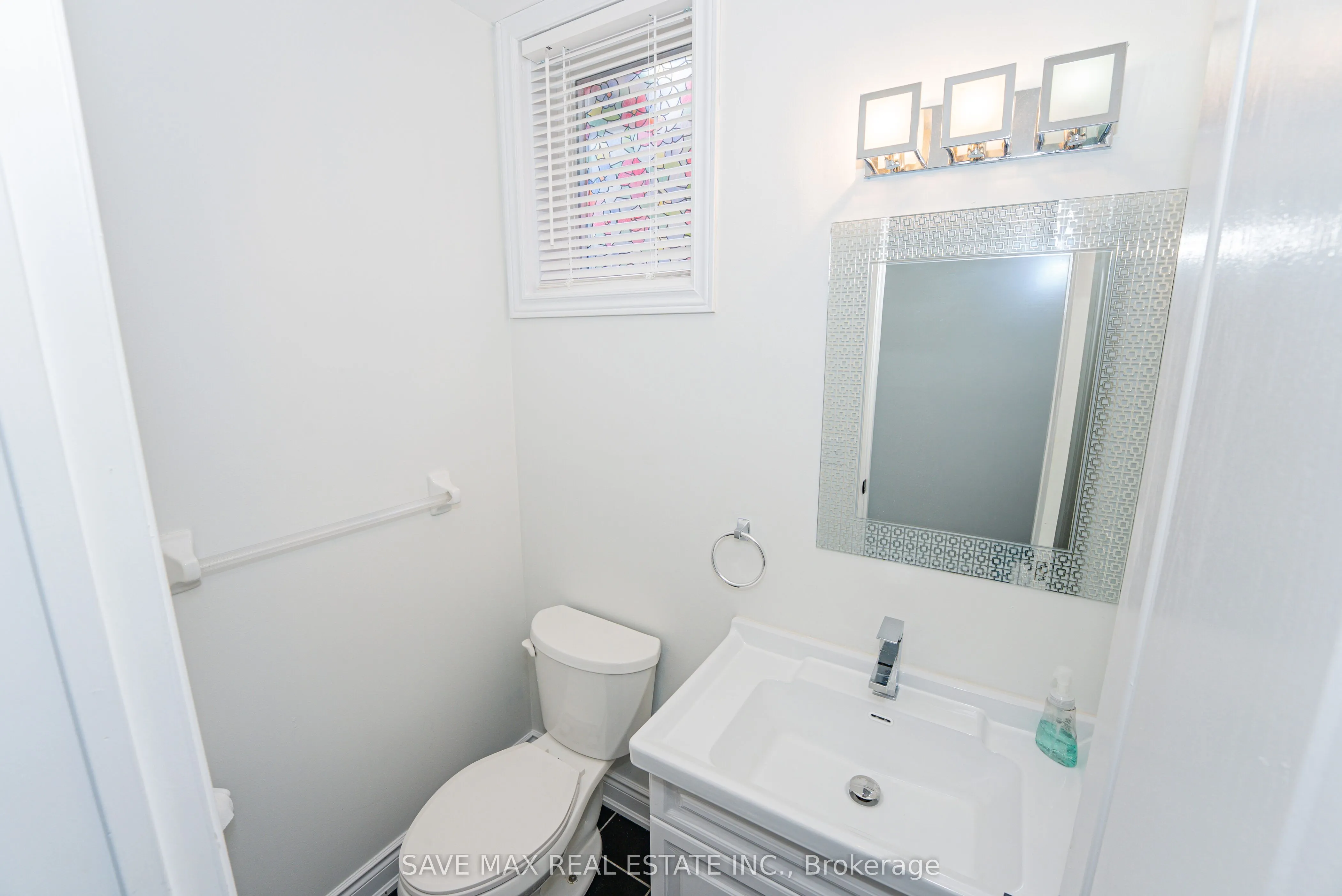 833 Scollard Court, #33
