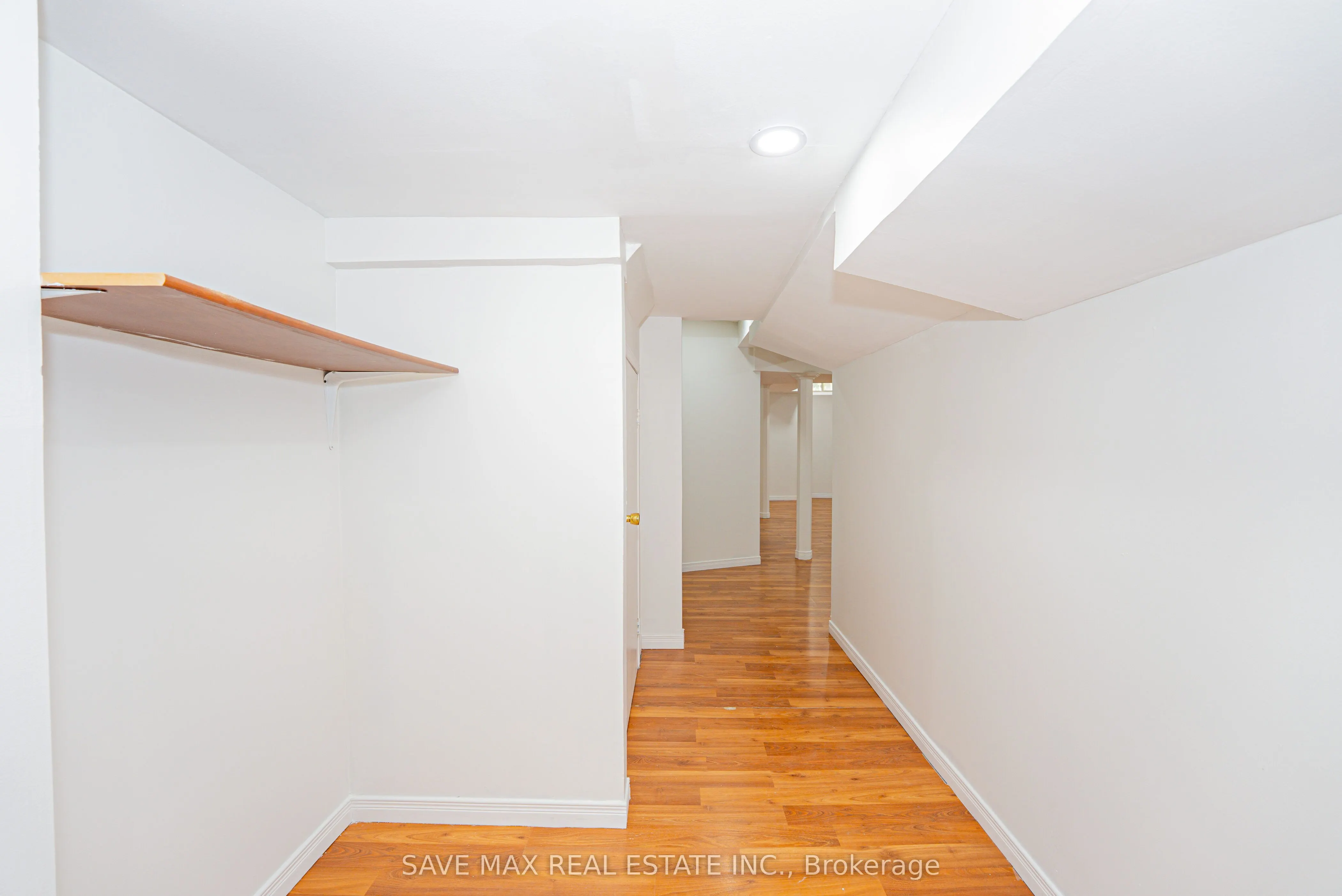833 Scollard Court, #33