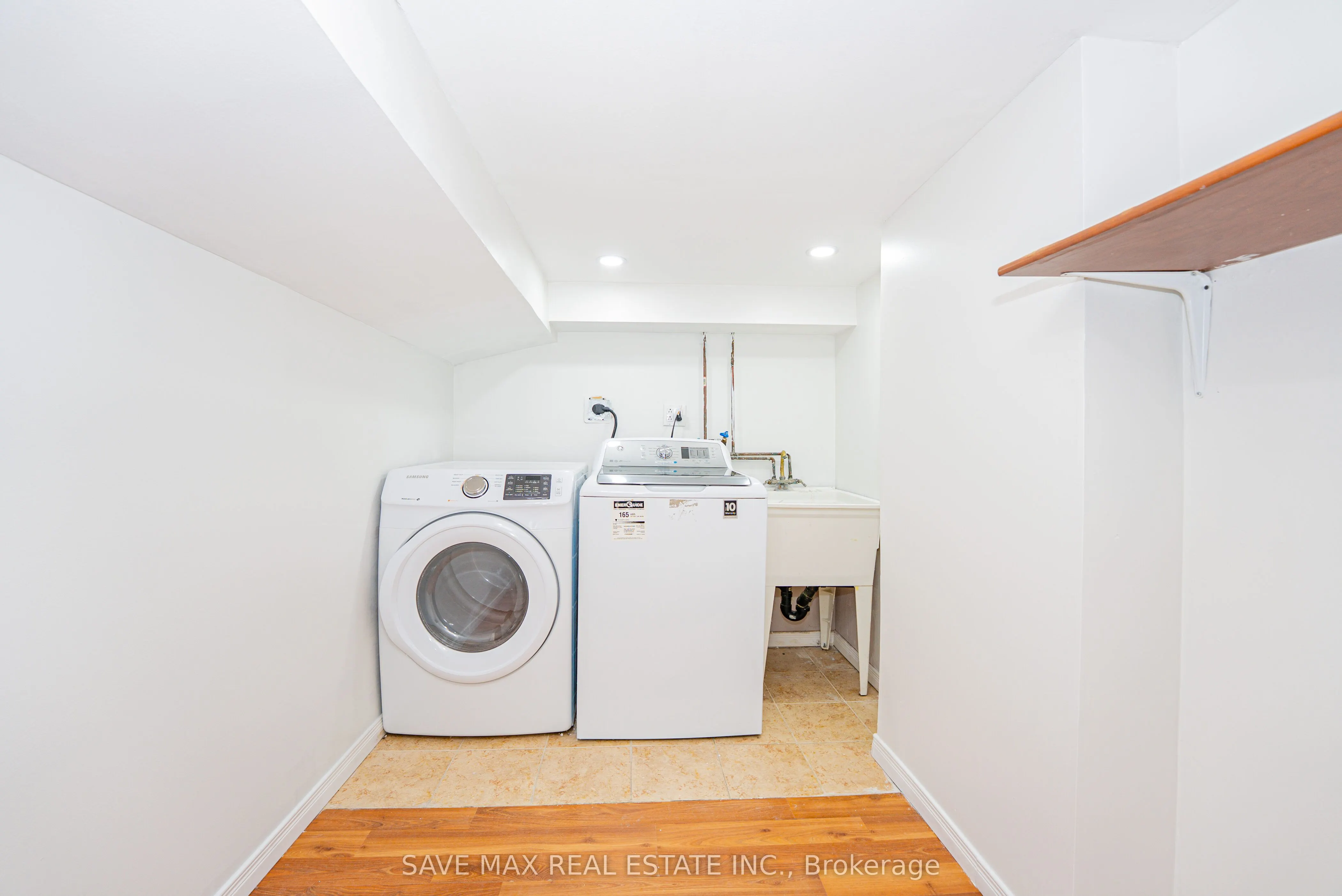 833 Scollard Court, #33