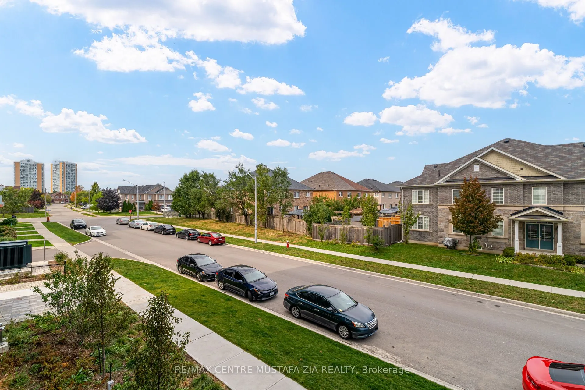 5105 Hurontario Street, #219
