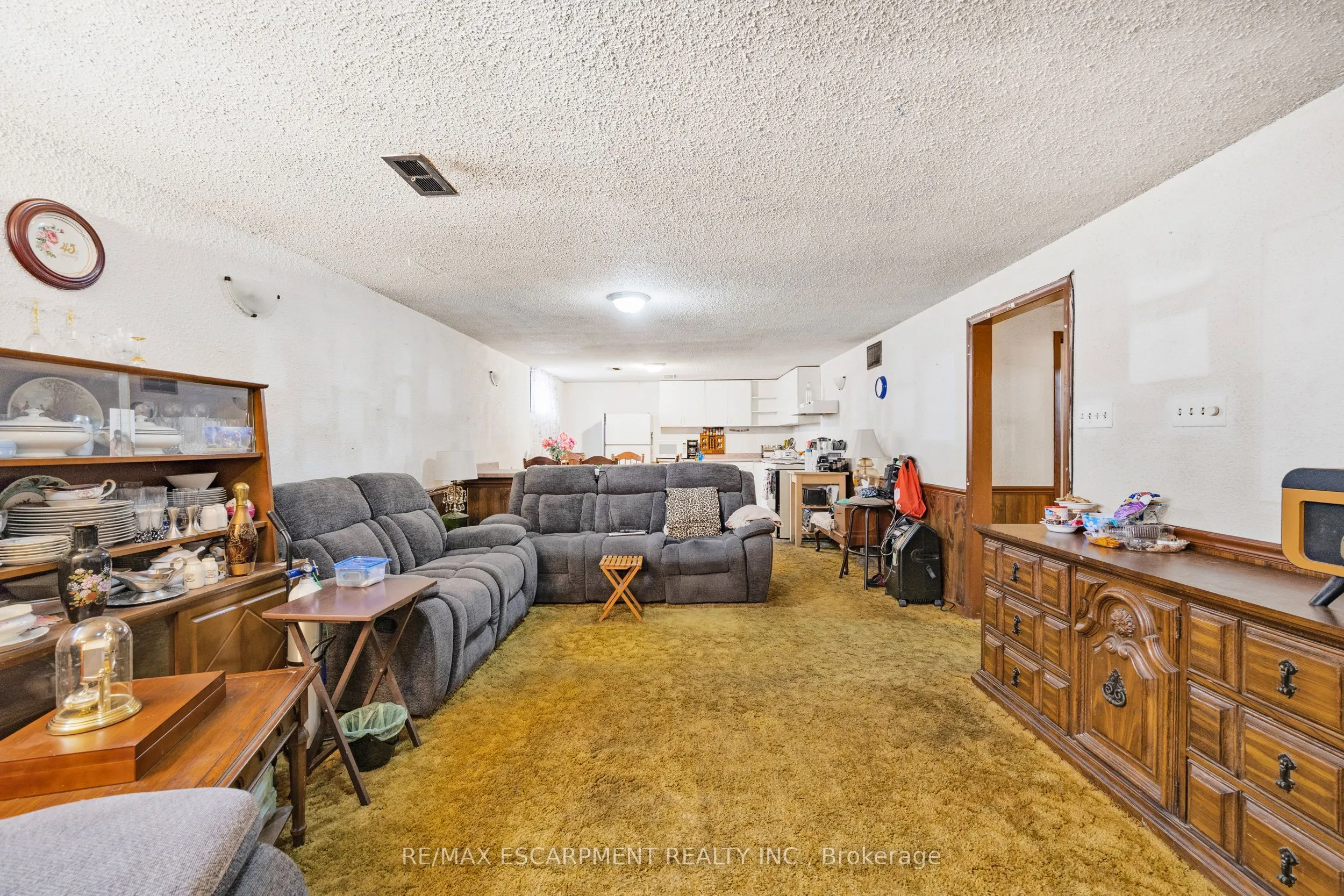 1196 Dowland Crescent