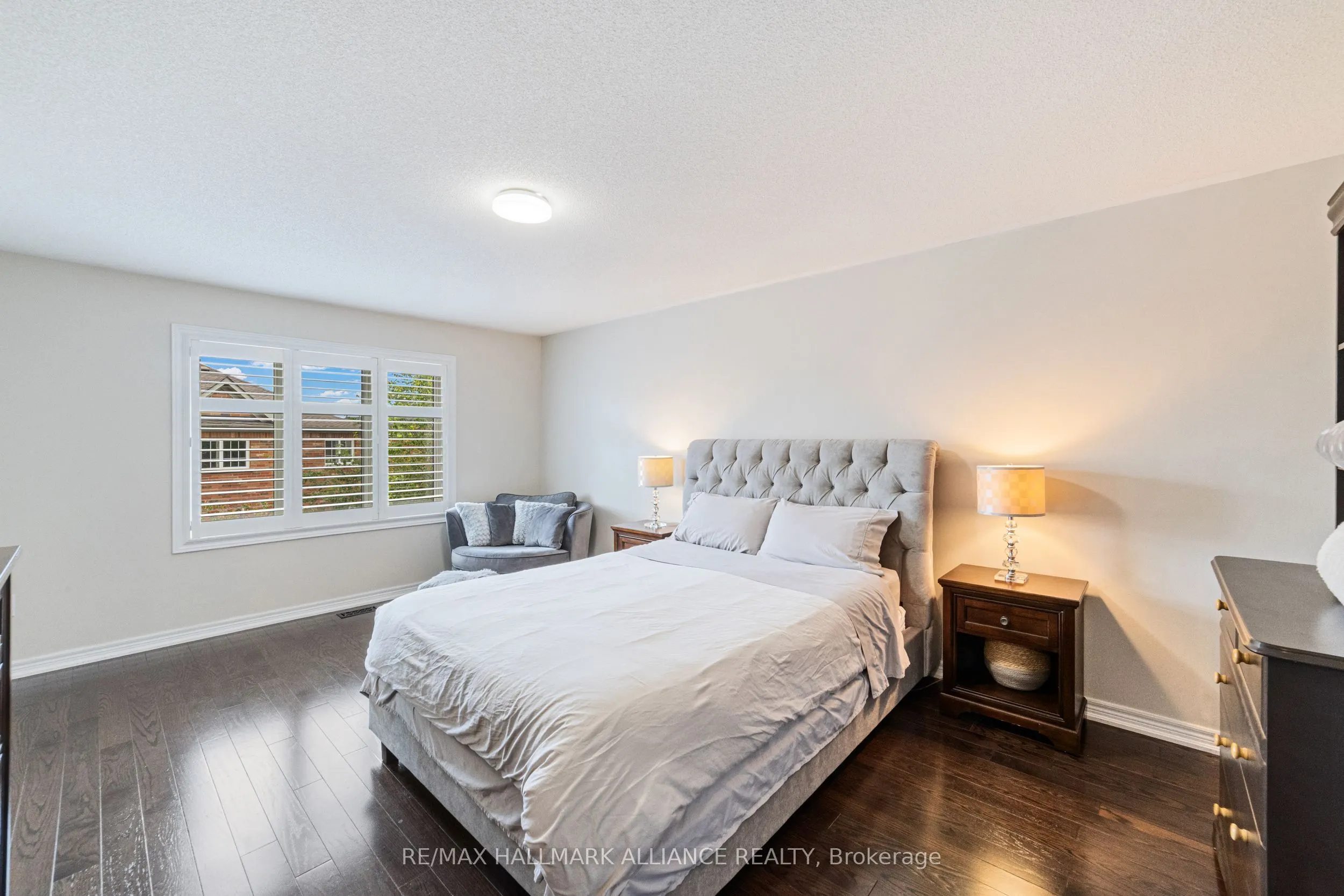 37 Diamond Leaf Lane