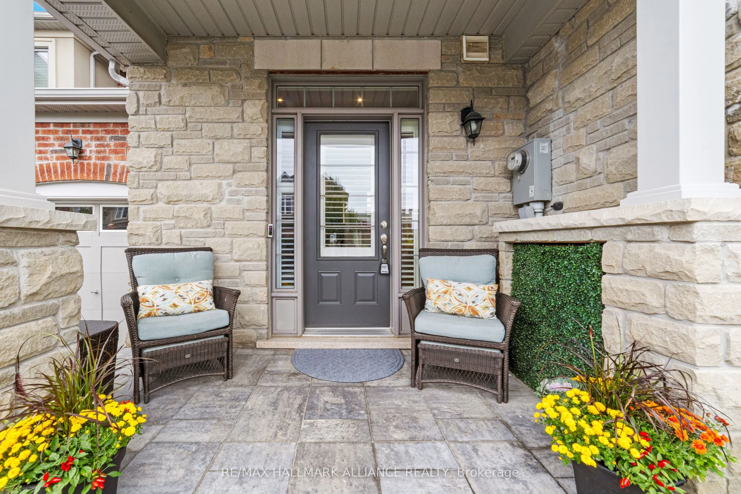 37 Diamond Leaf Lane