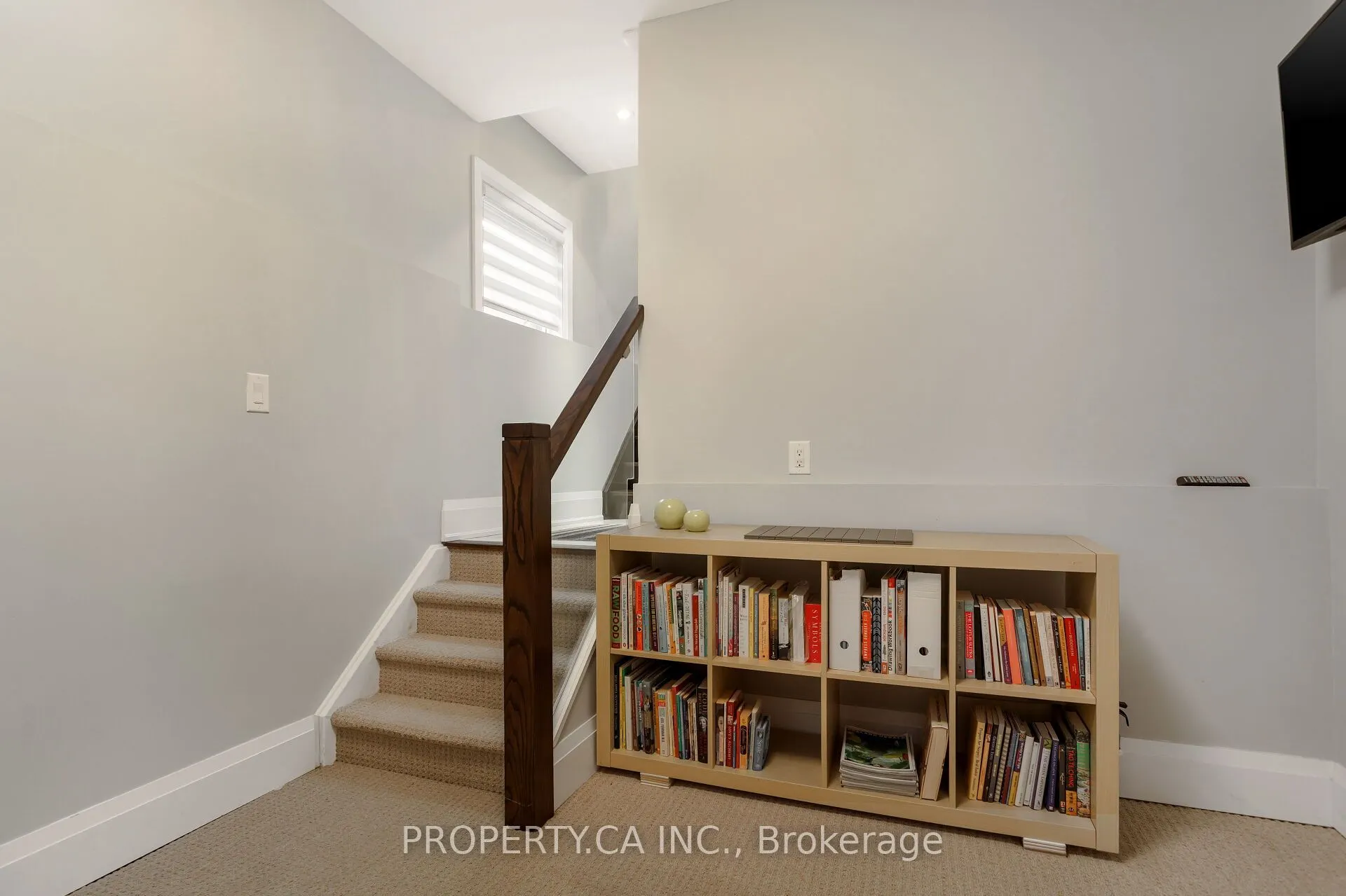 2A Methuen Avenue