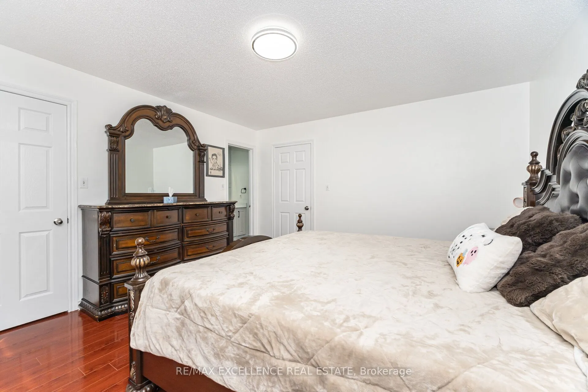 36 Coppermill Drive W