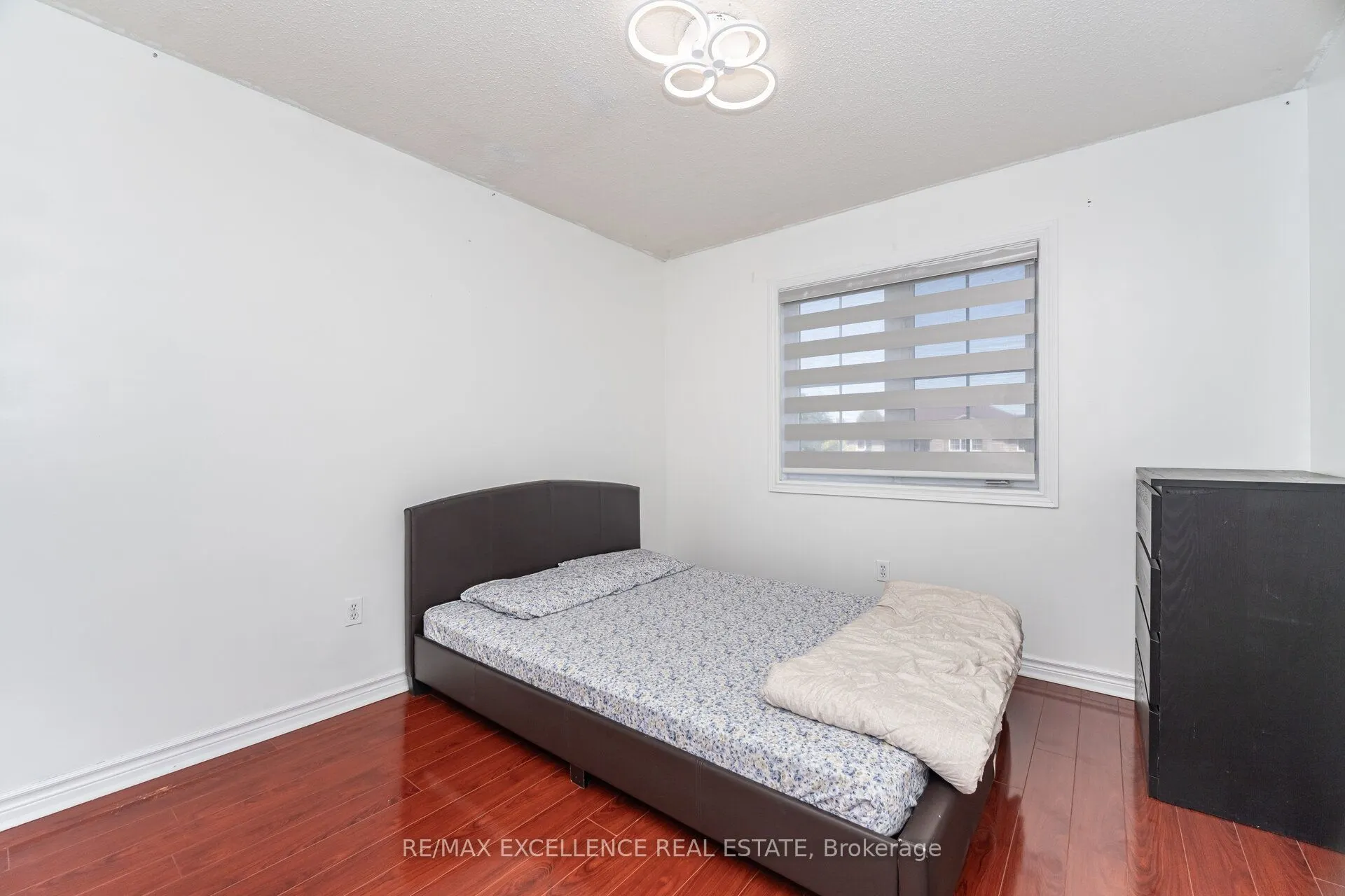 36 Coppermill Drive W