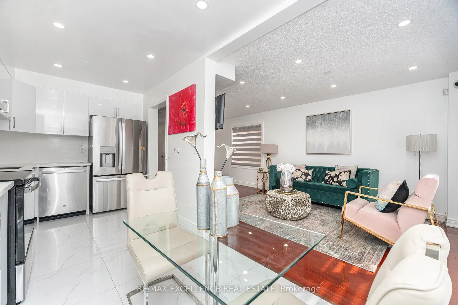 36 Coppermill Drive W