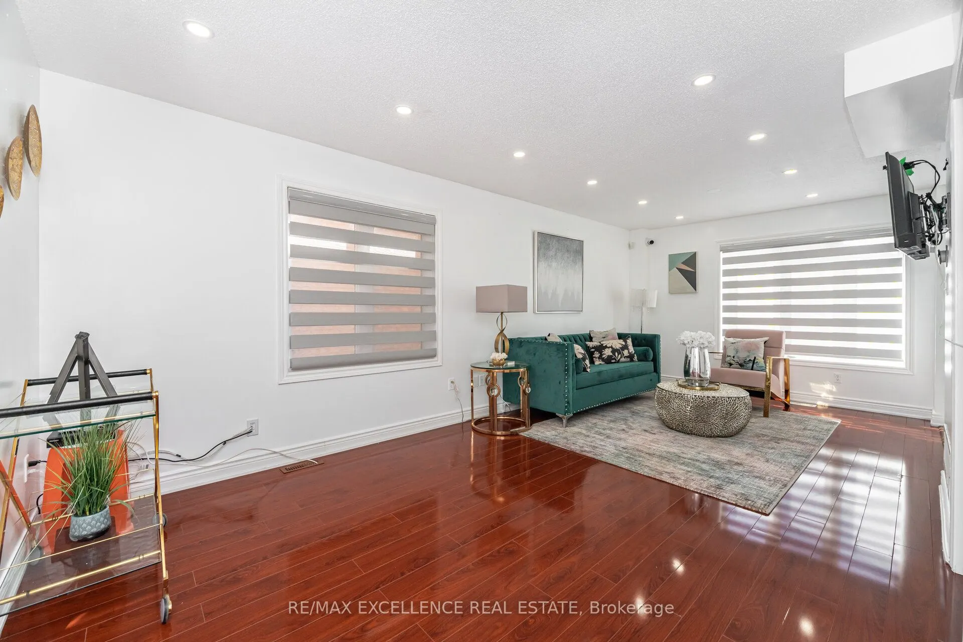 36 Coppermill Drive W