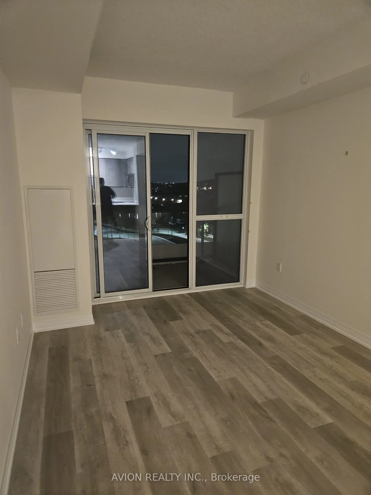 15 Watergarden Drive, #515