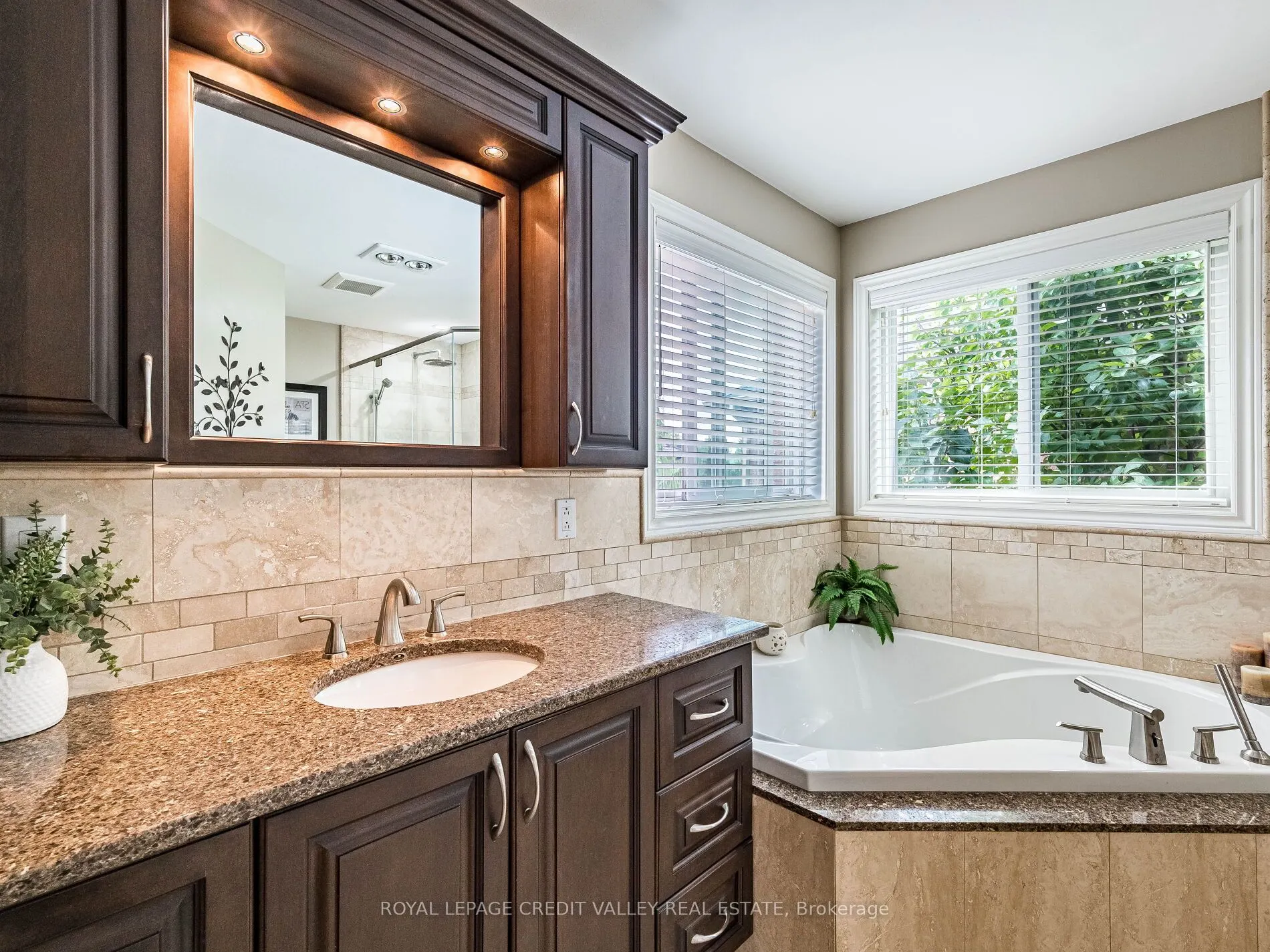 81 Pinebrook Circle