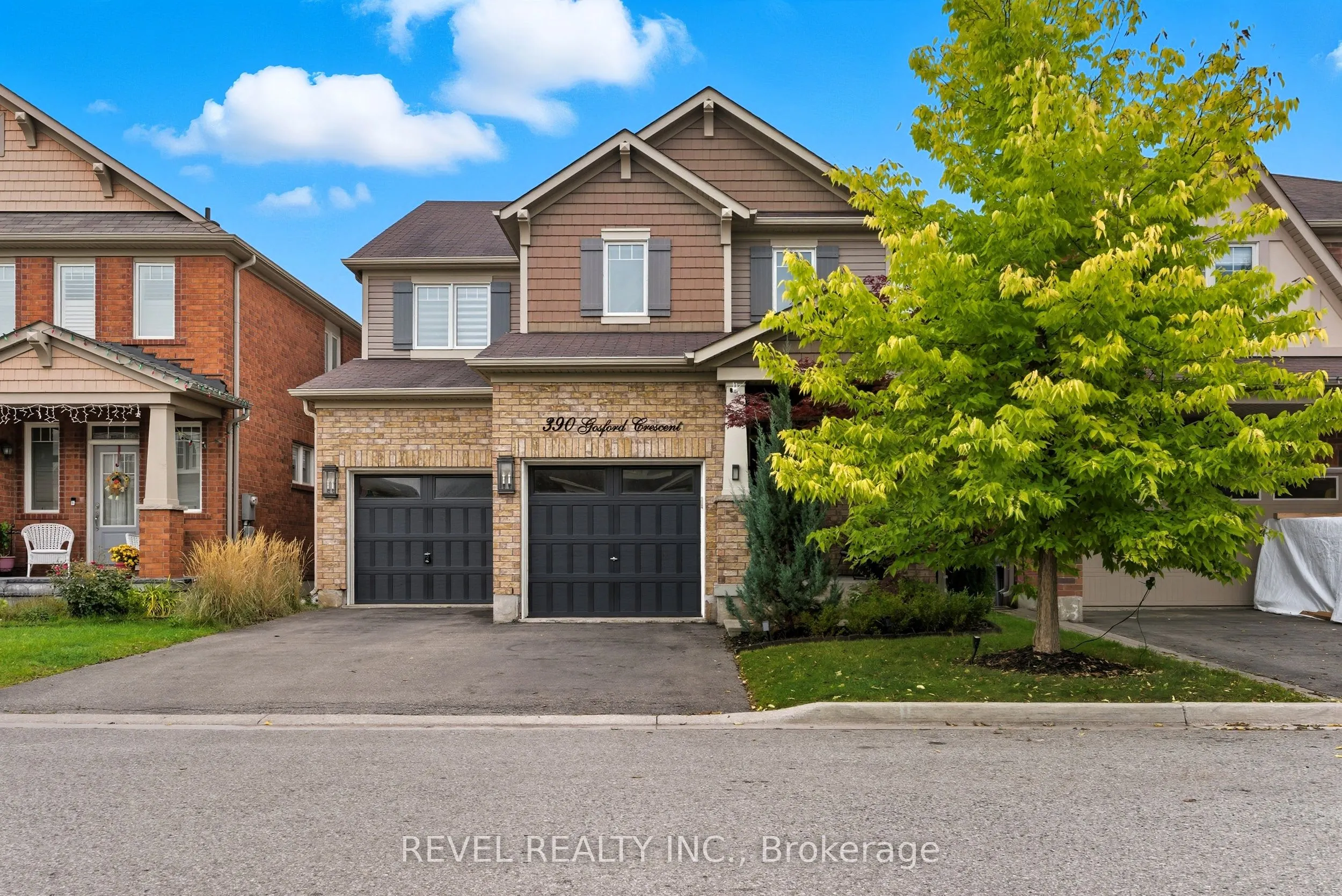 390 Gosford Crescent