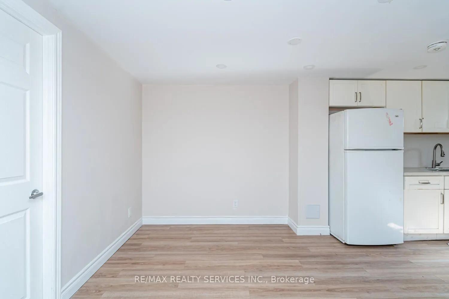 172 Hansen Road