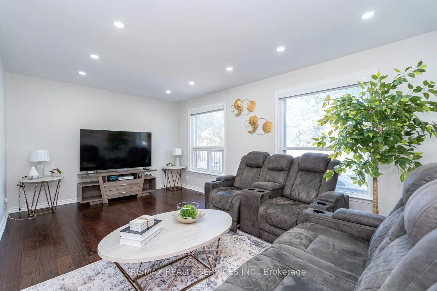 172 Hansen Road