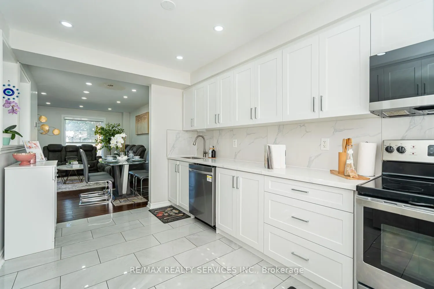172 Hansen Road