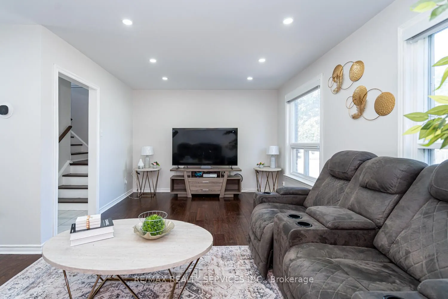 172 Hansen Road