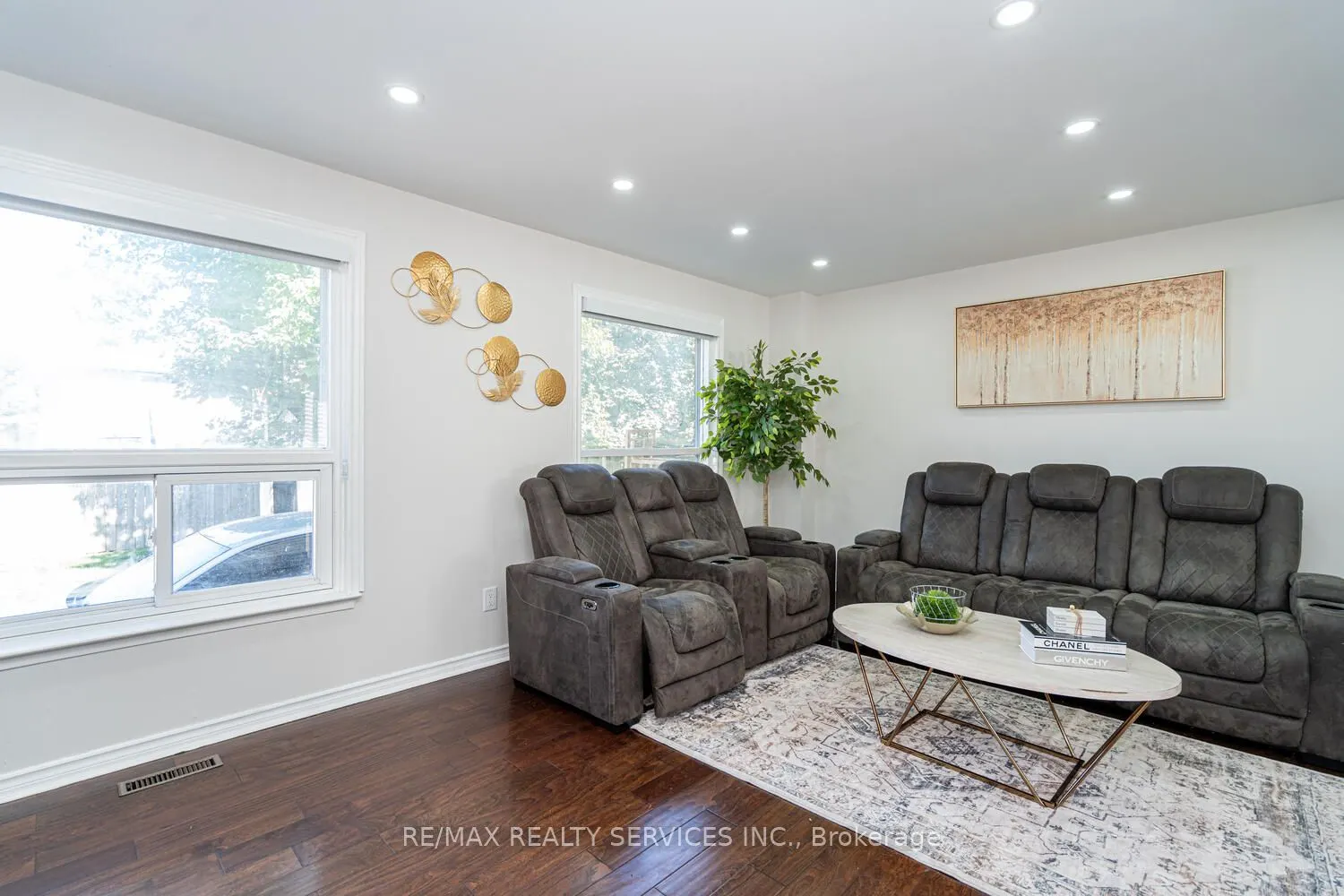 172 Hansen Road