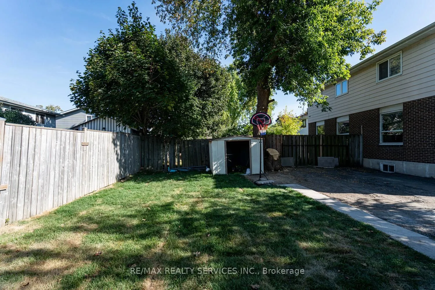 172 Hansen Road