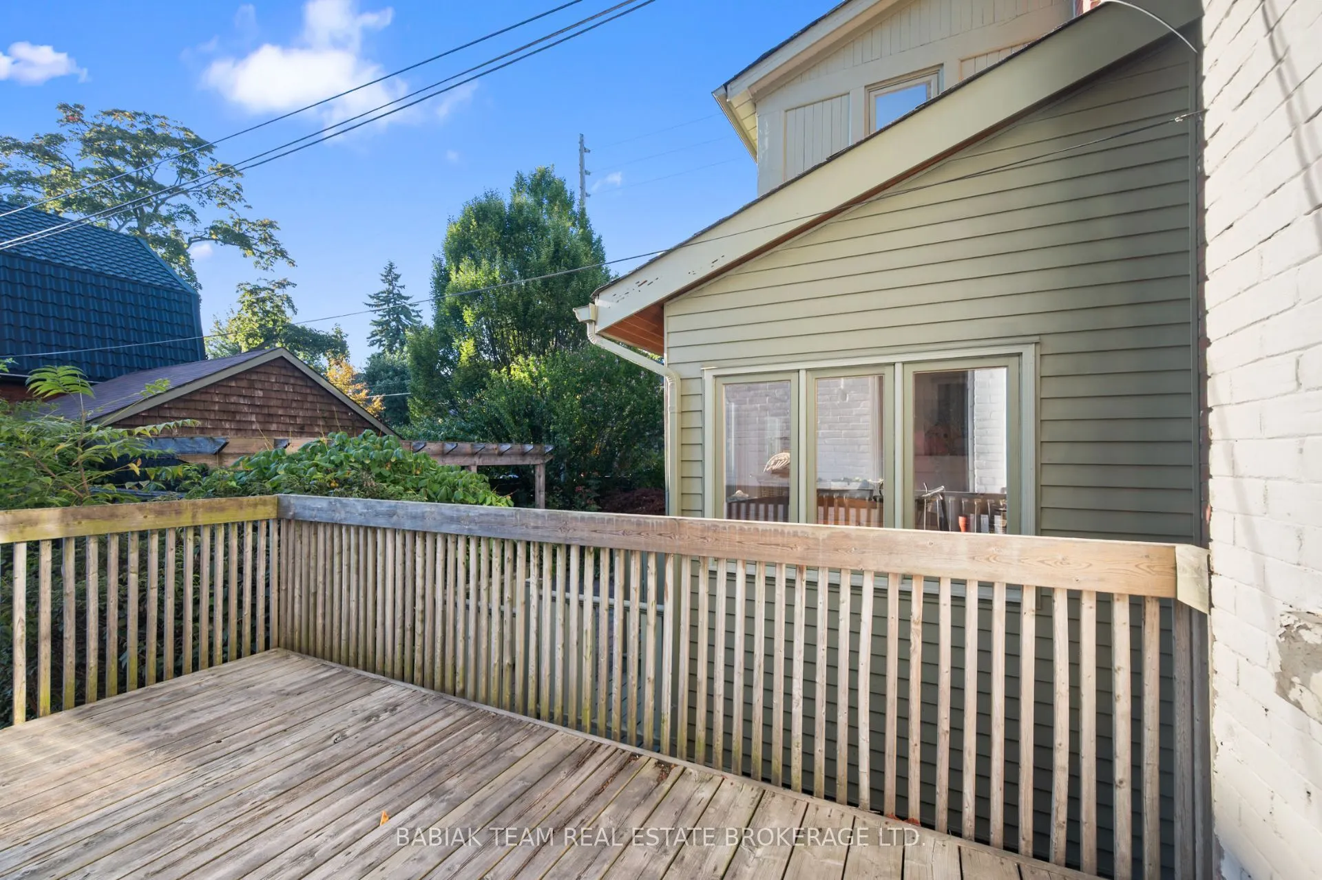 310 Sunnyside Avenue