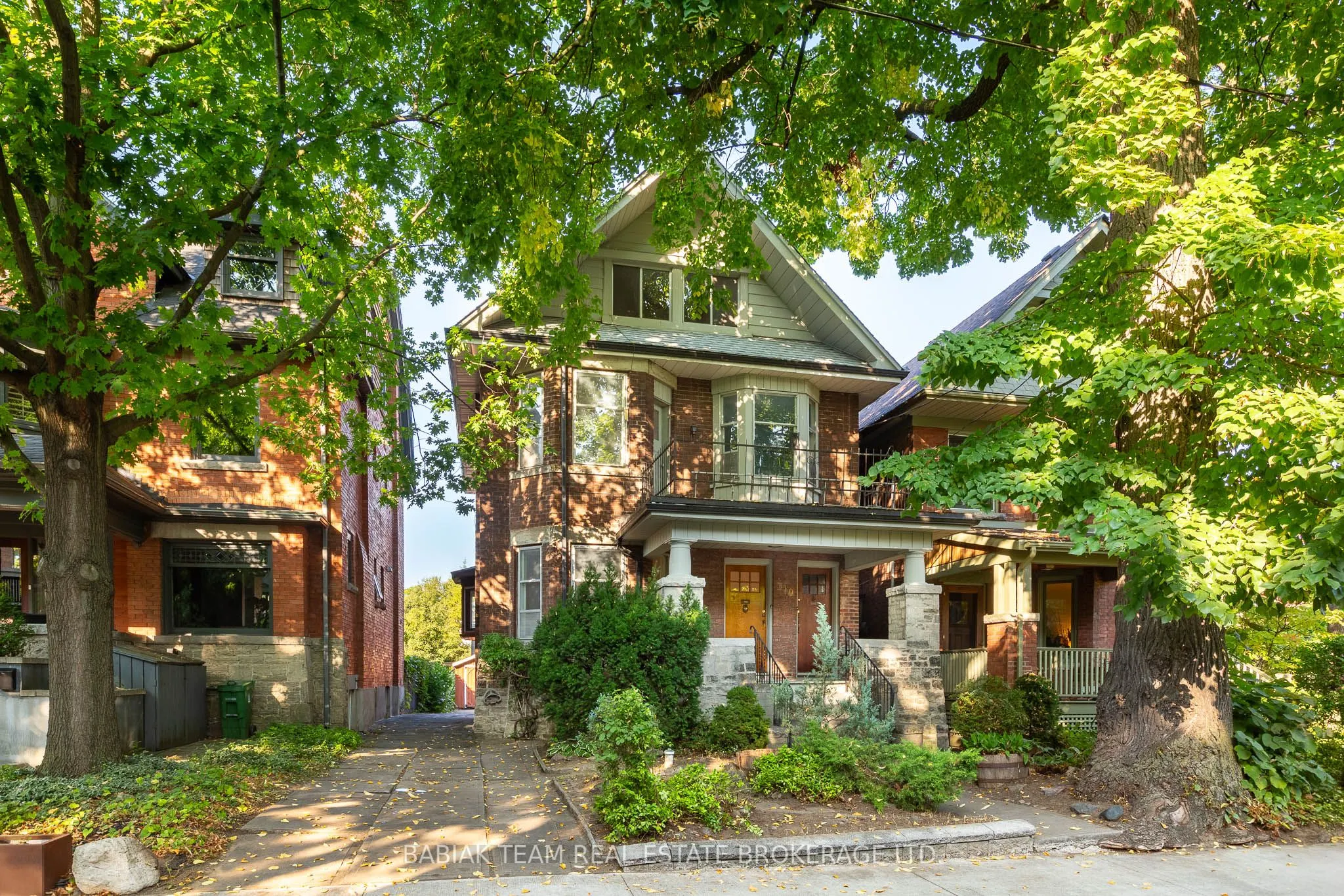 310 Sunnyside Avenue