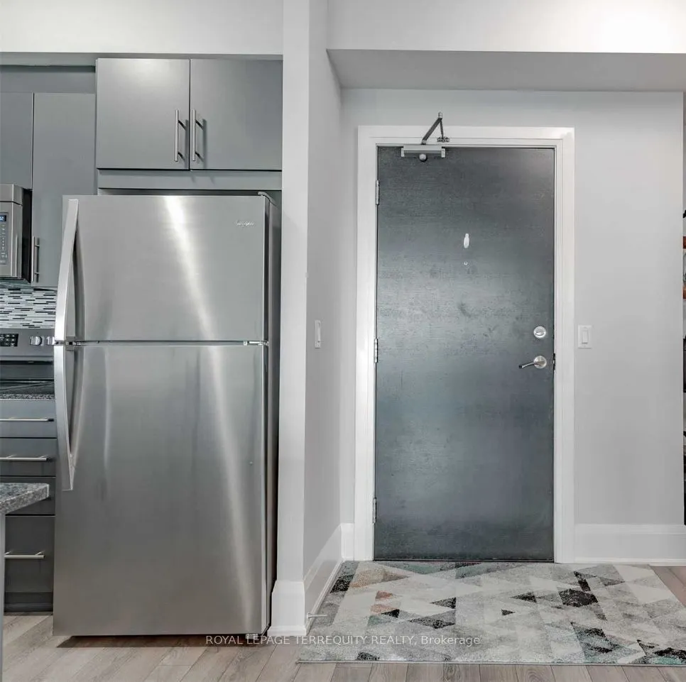 45 Yorkland Boulevard, #704
