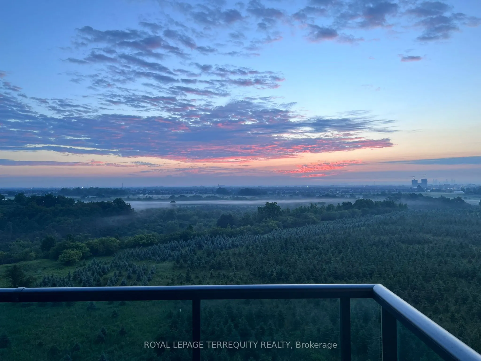 45 Yorkland Boulevard, #704