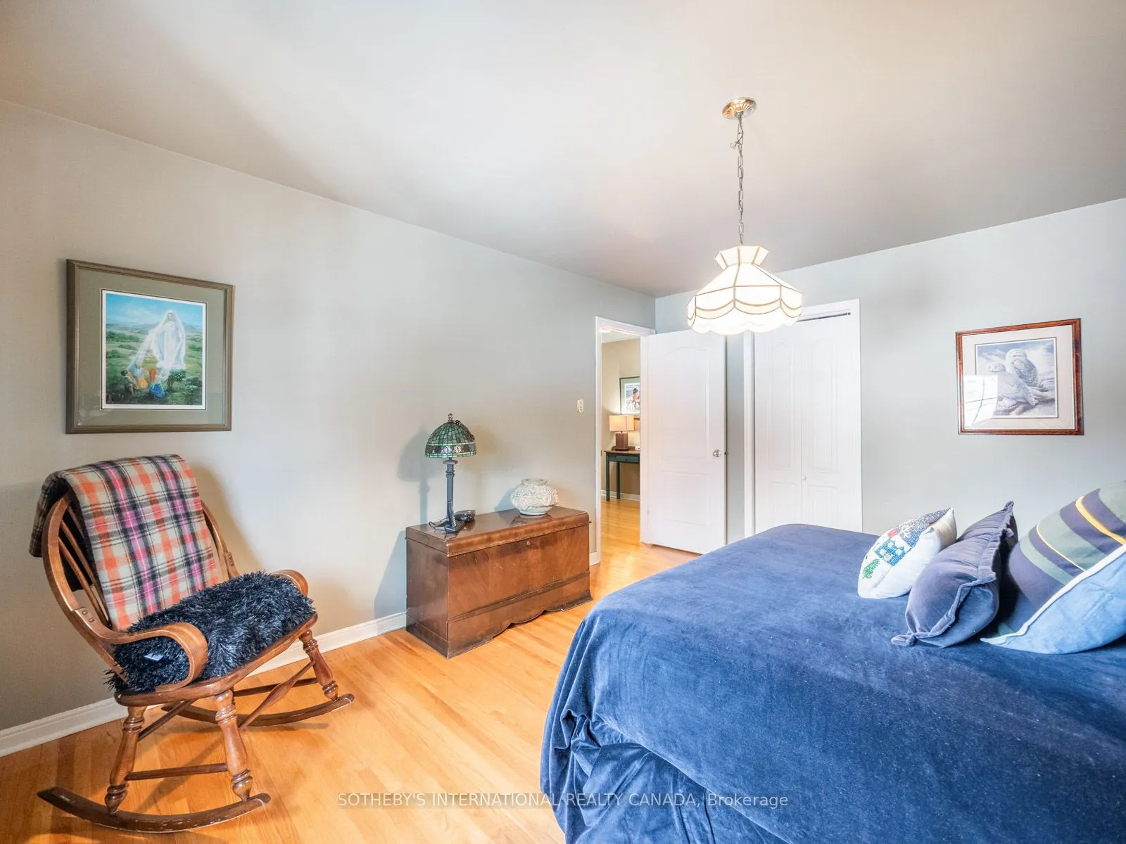 1601 Calumet Place