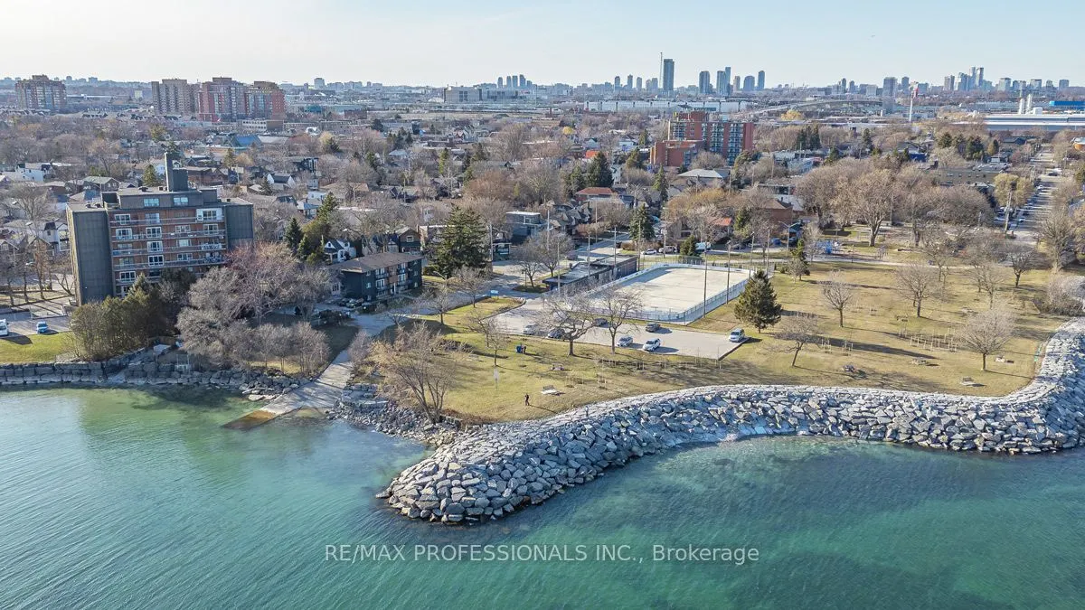 41 Lake Shore Drive, #501