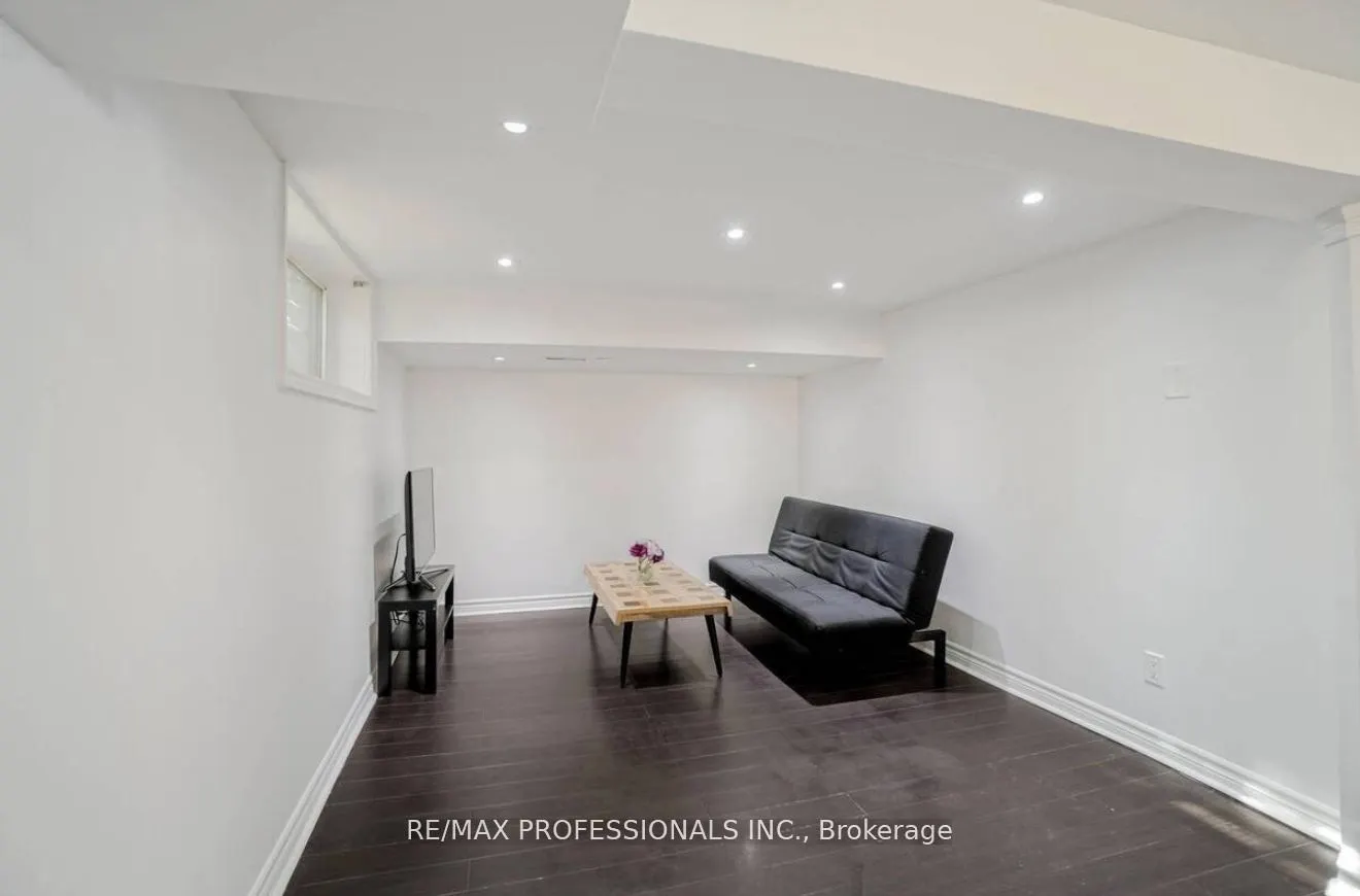 26 Coronado Court, #BSMT
