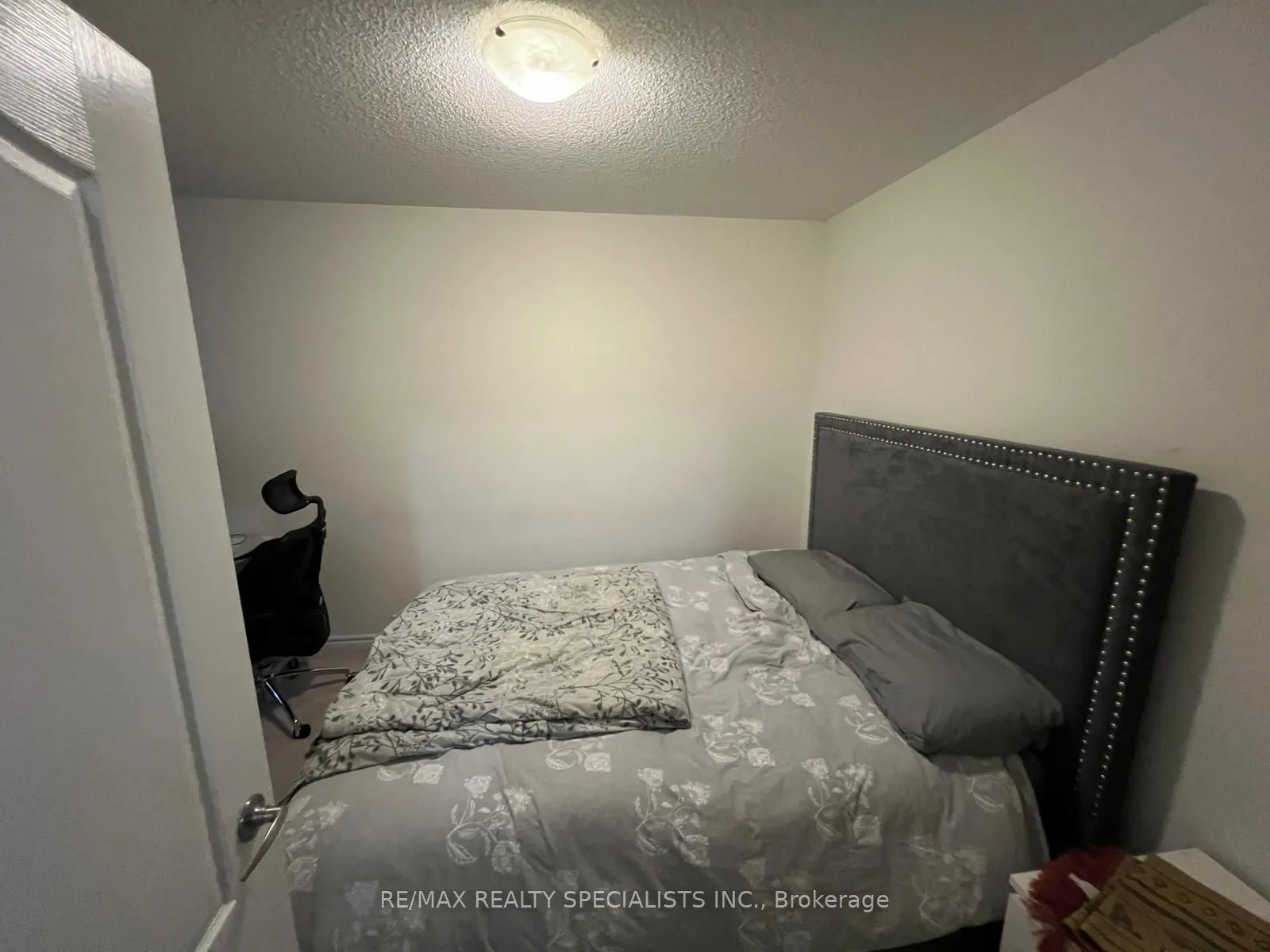285 Casson Point