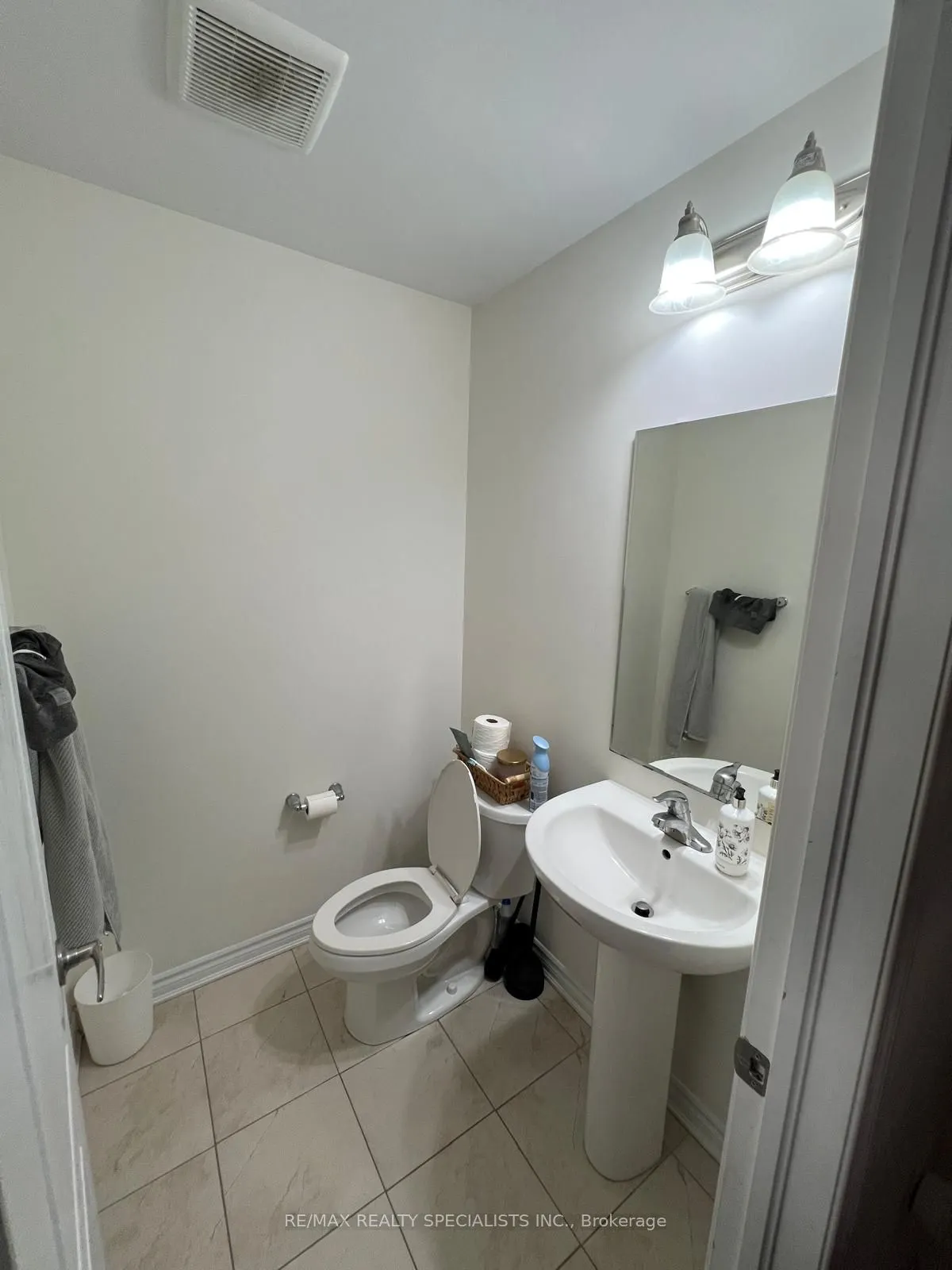 285 Casson Point