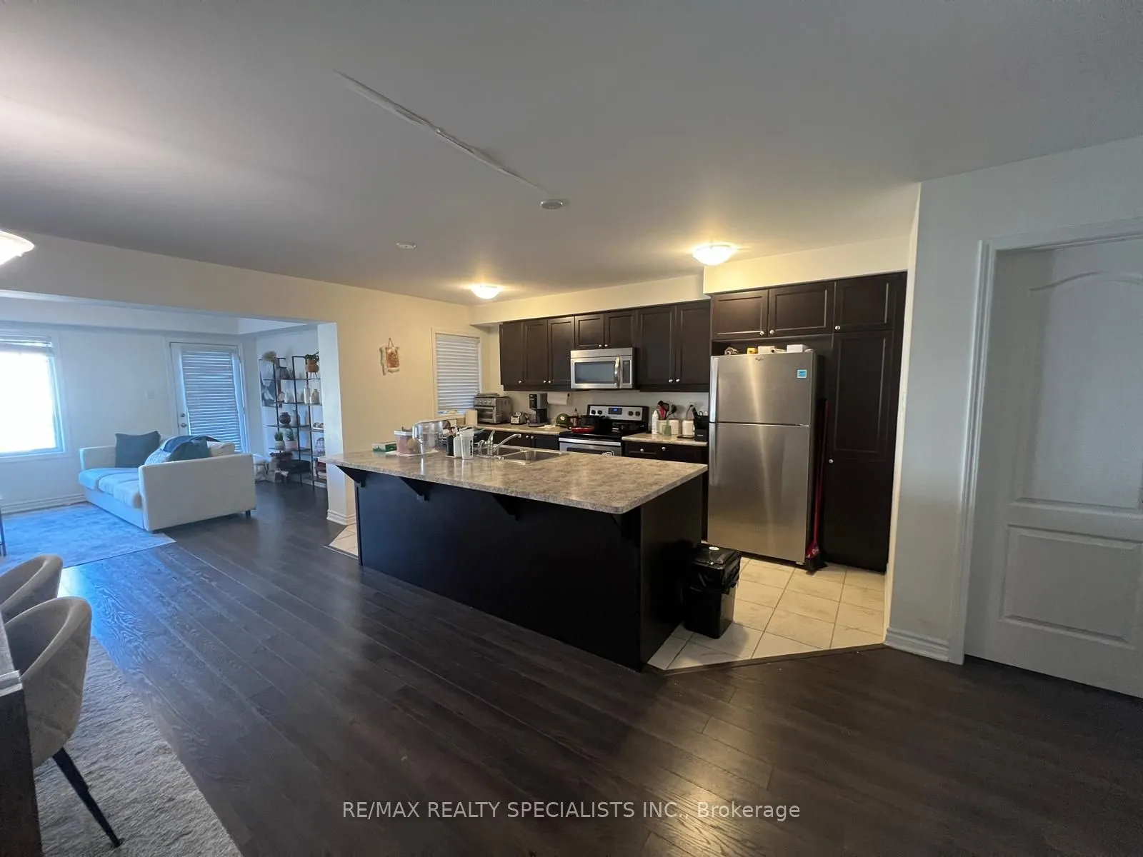 285 Casson Point