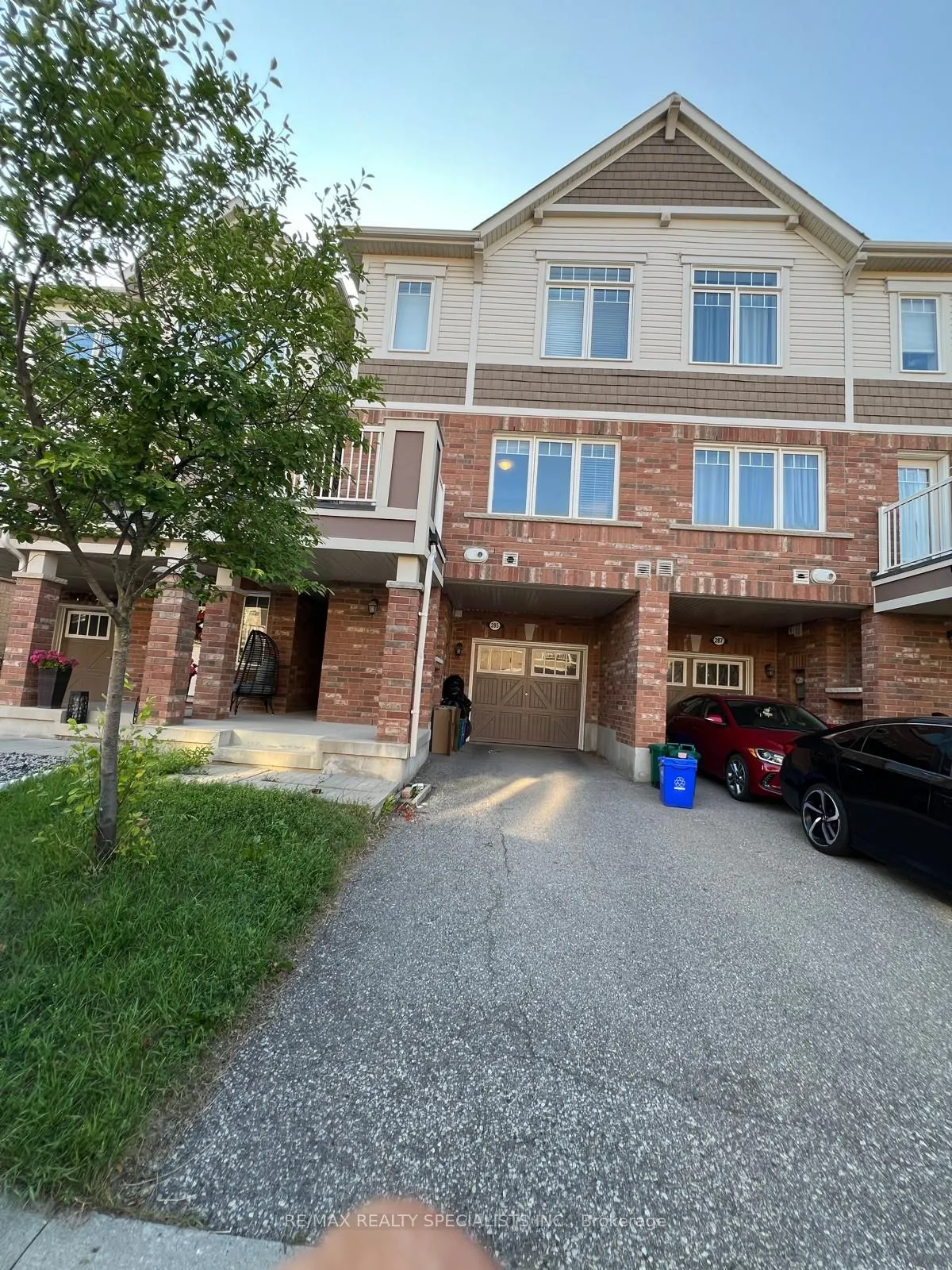 285 Casson Point