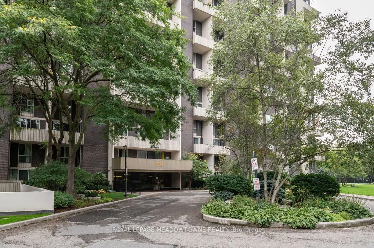 60 Southport Street, #909