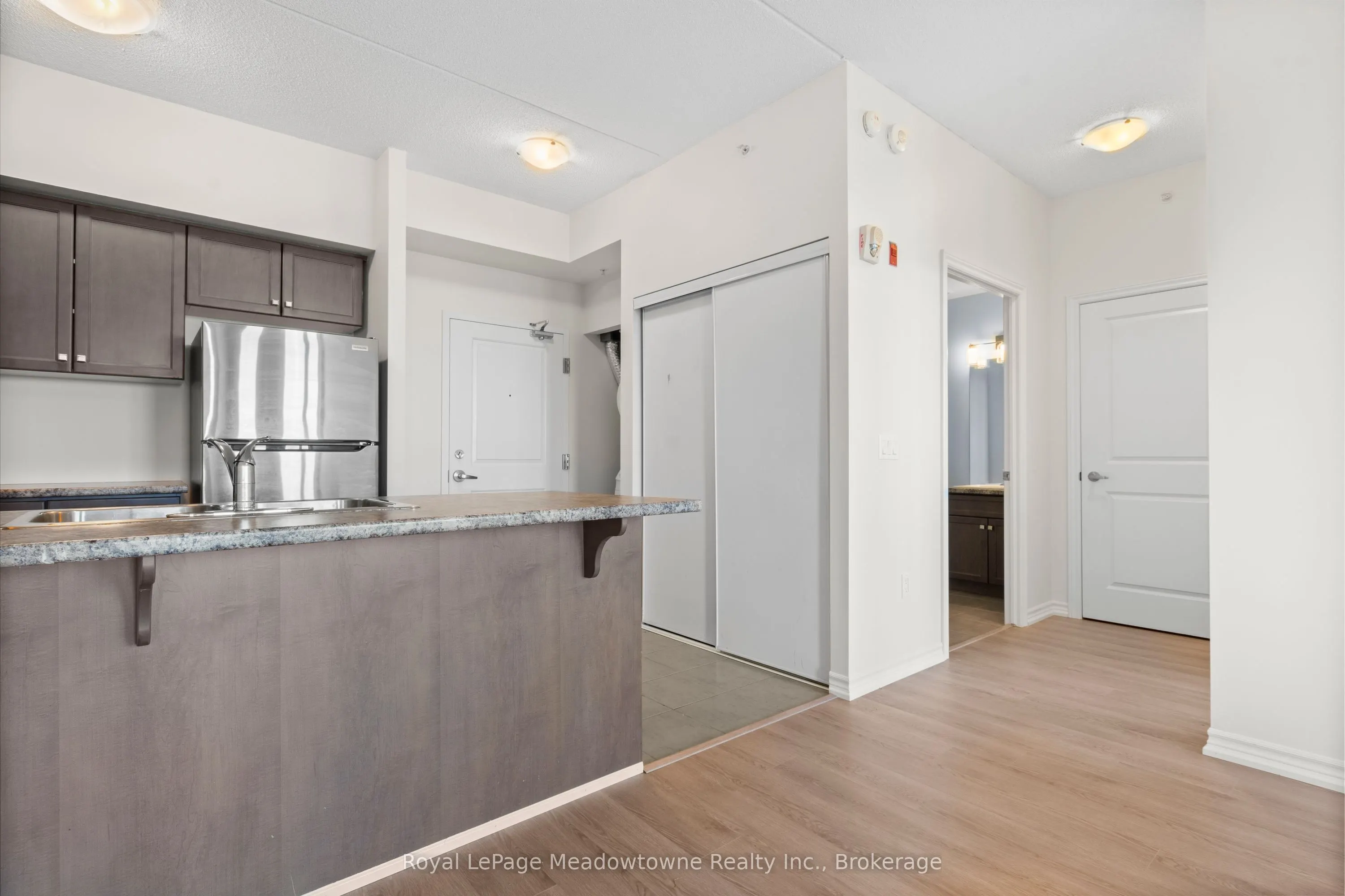 630 Sauve Street, #511