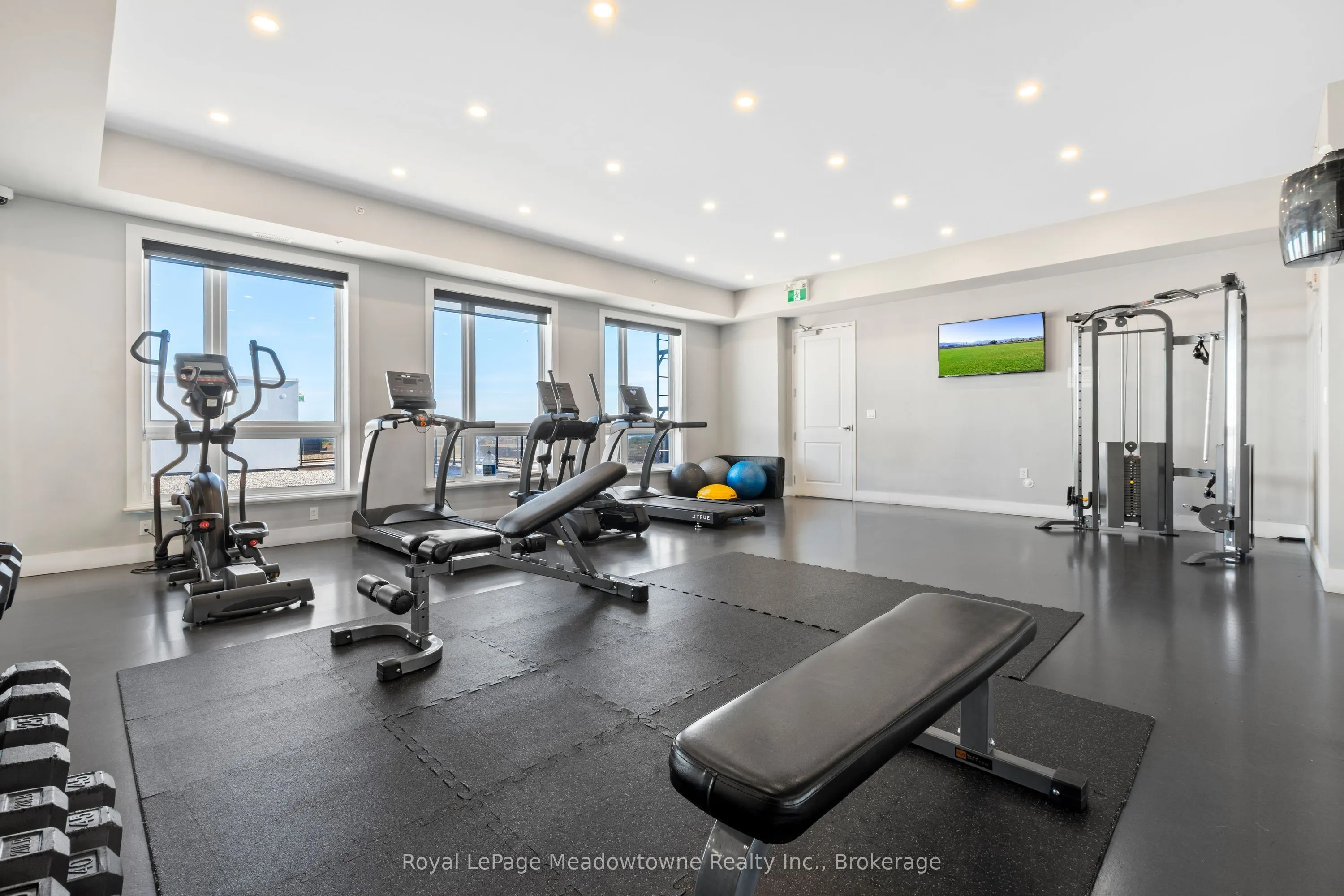 630 Sauve Street, #511