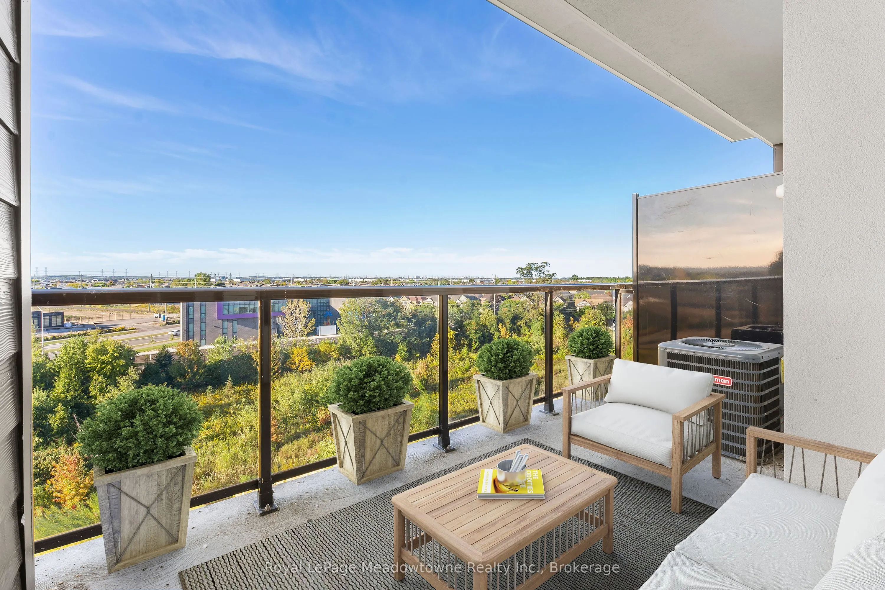 630 Sauve Street, #511