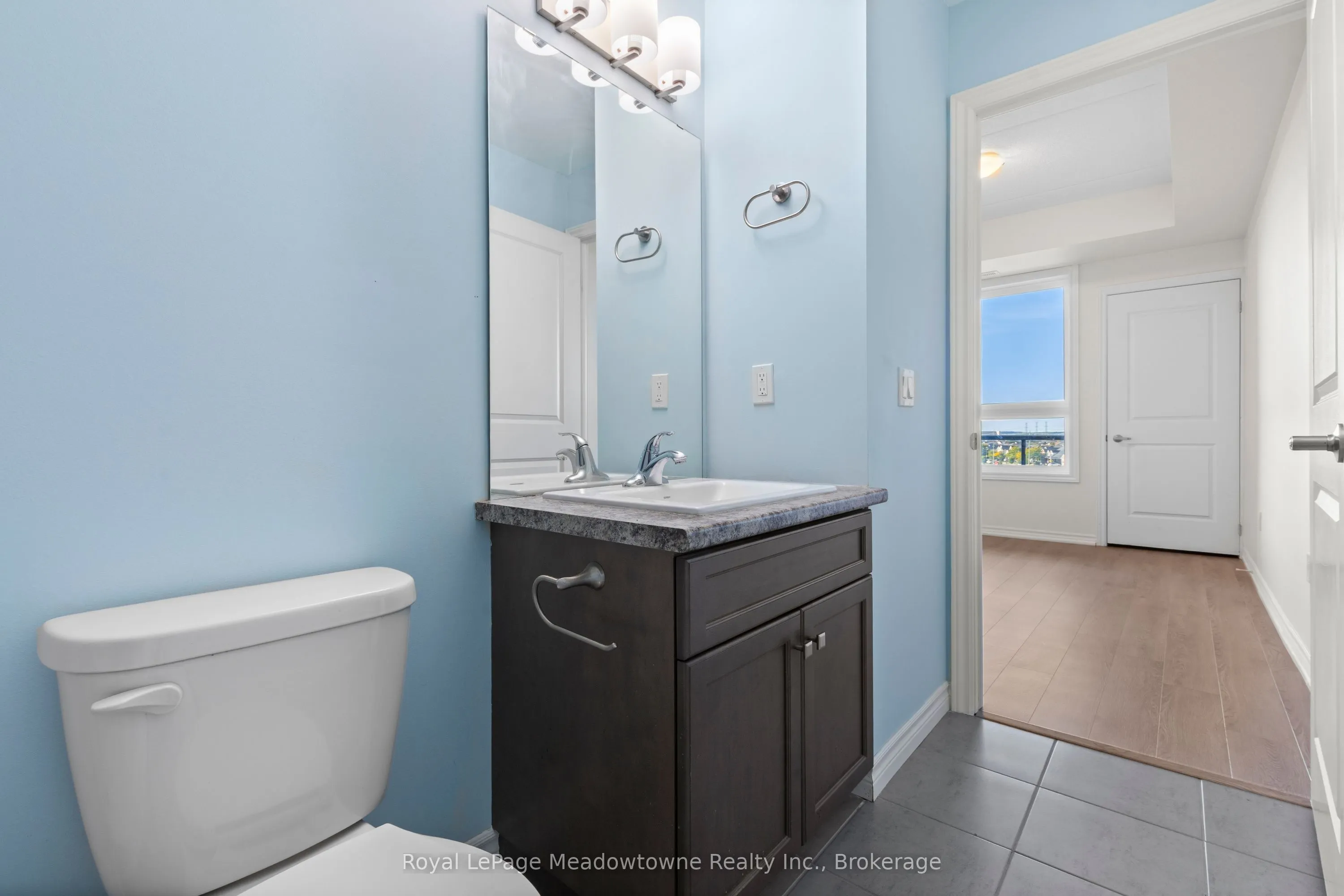 630 Sauve Street, #511