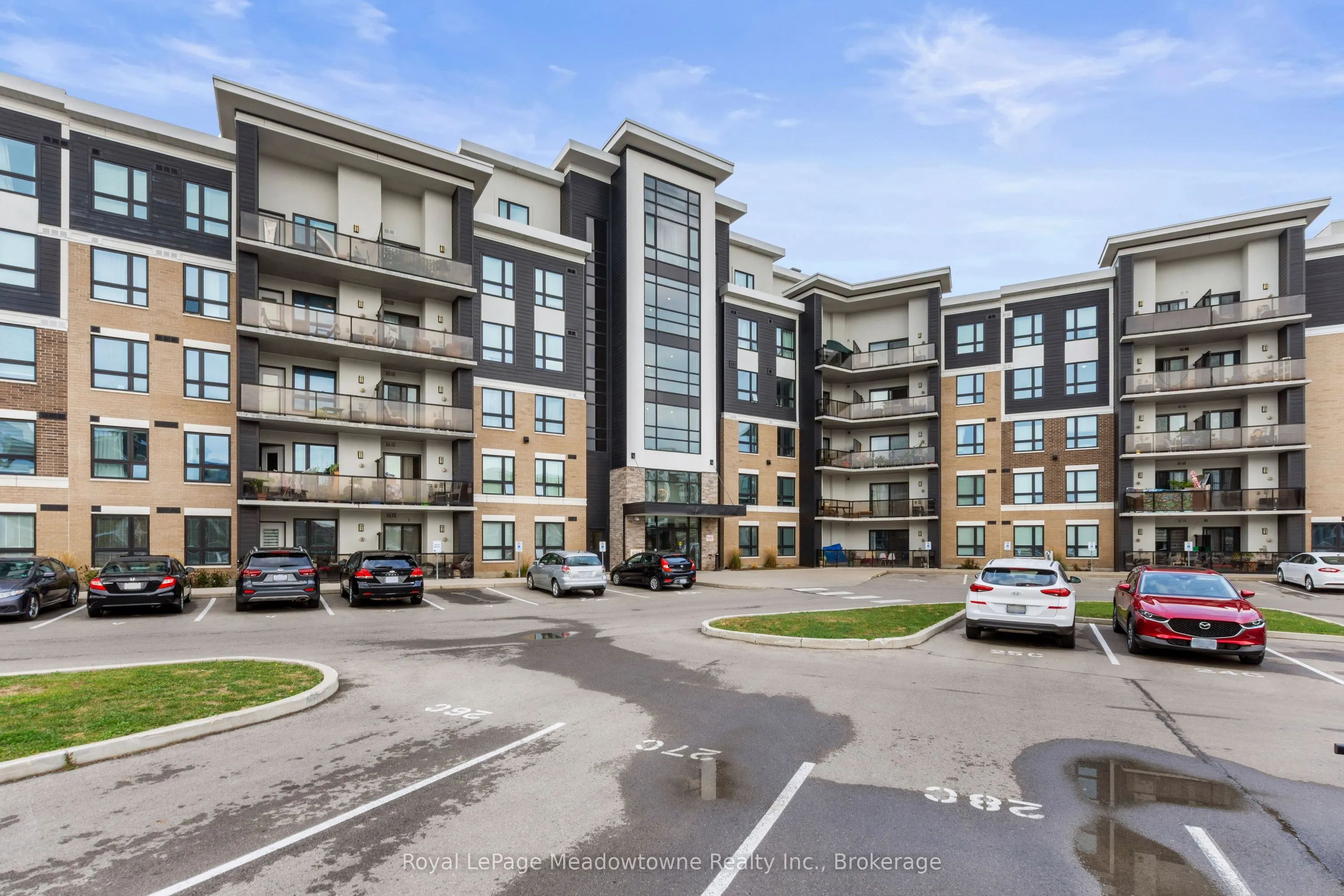 630 Sauve Street, #511