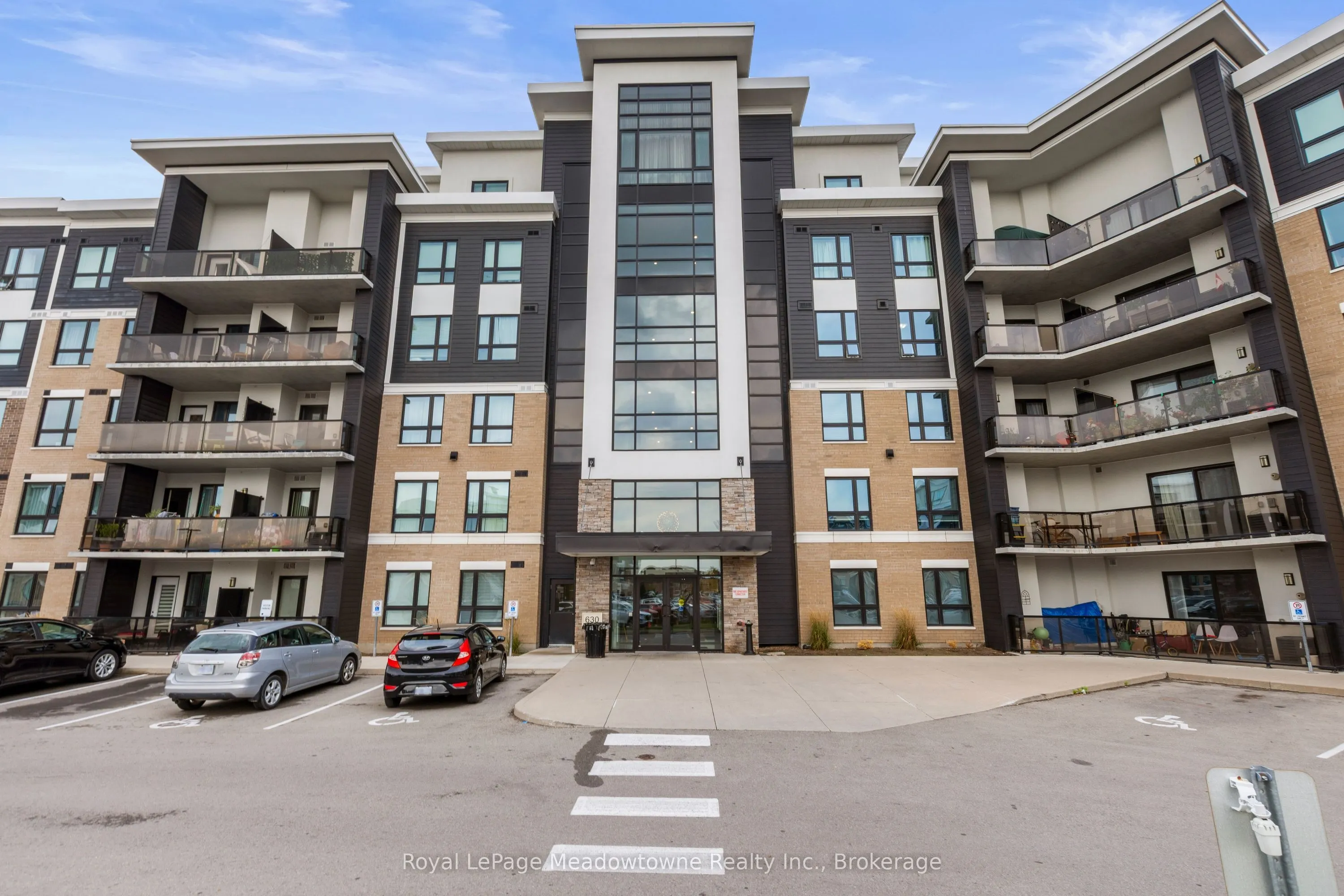 630 Sauve Street, #511